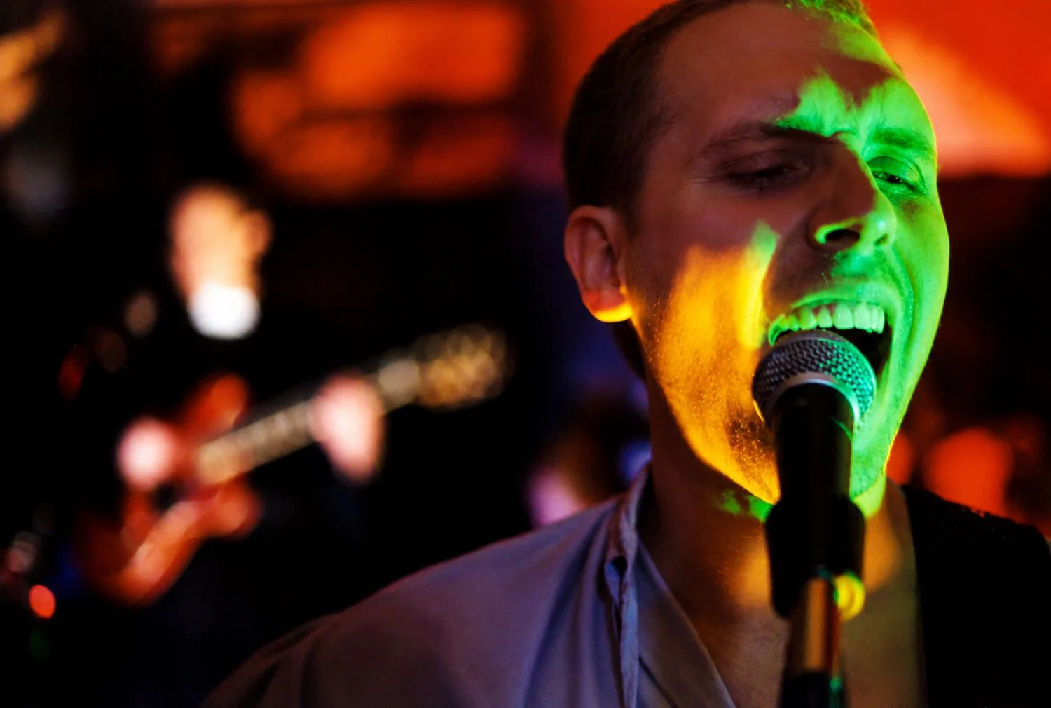 Support Live Music