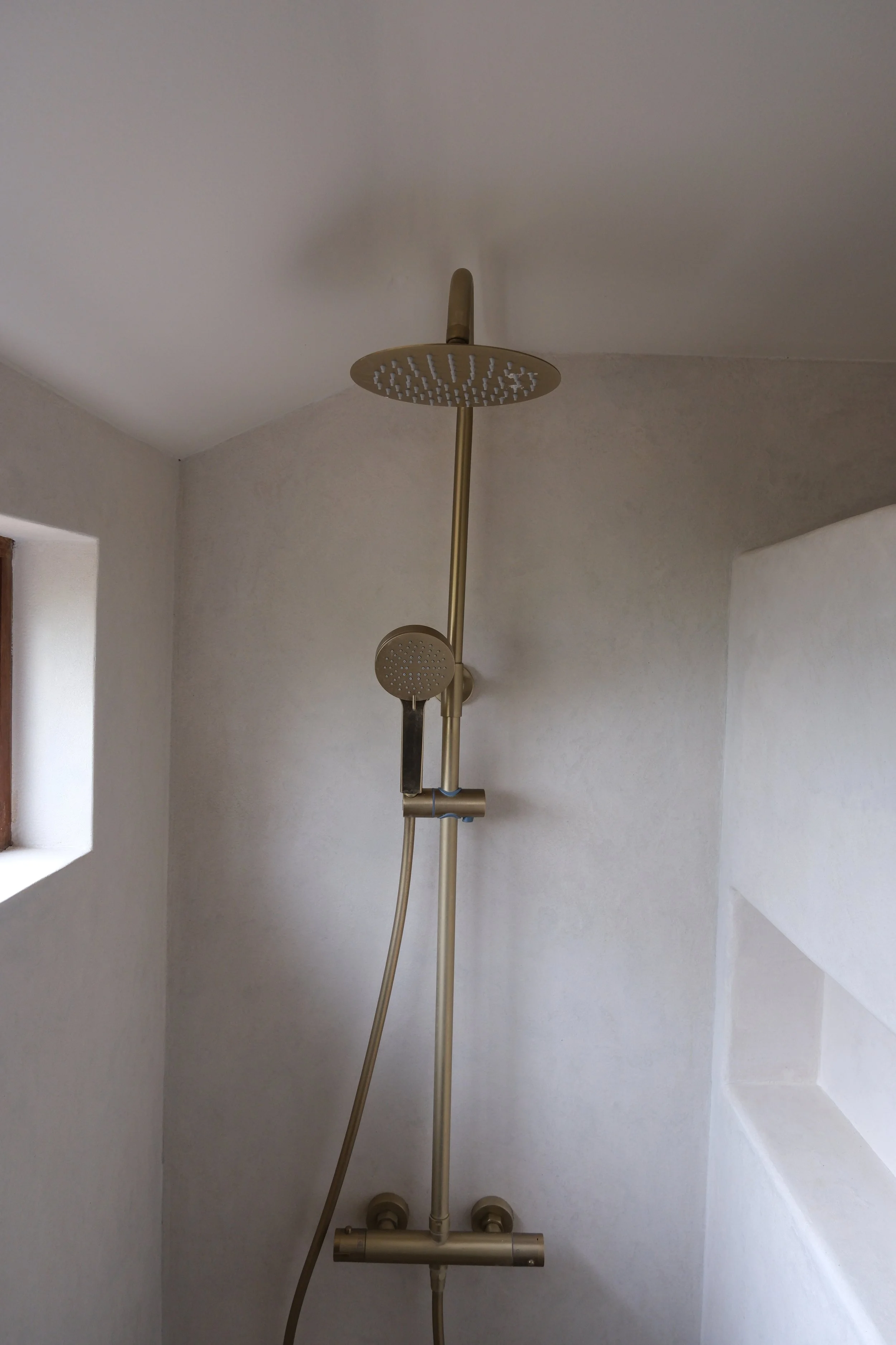 Wood Farm House Wet room #2