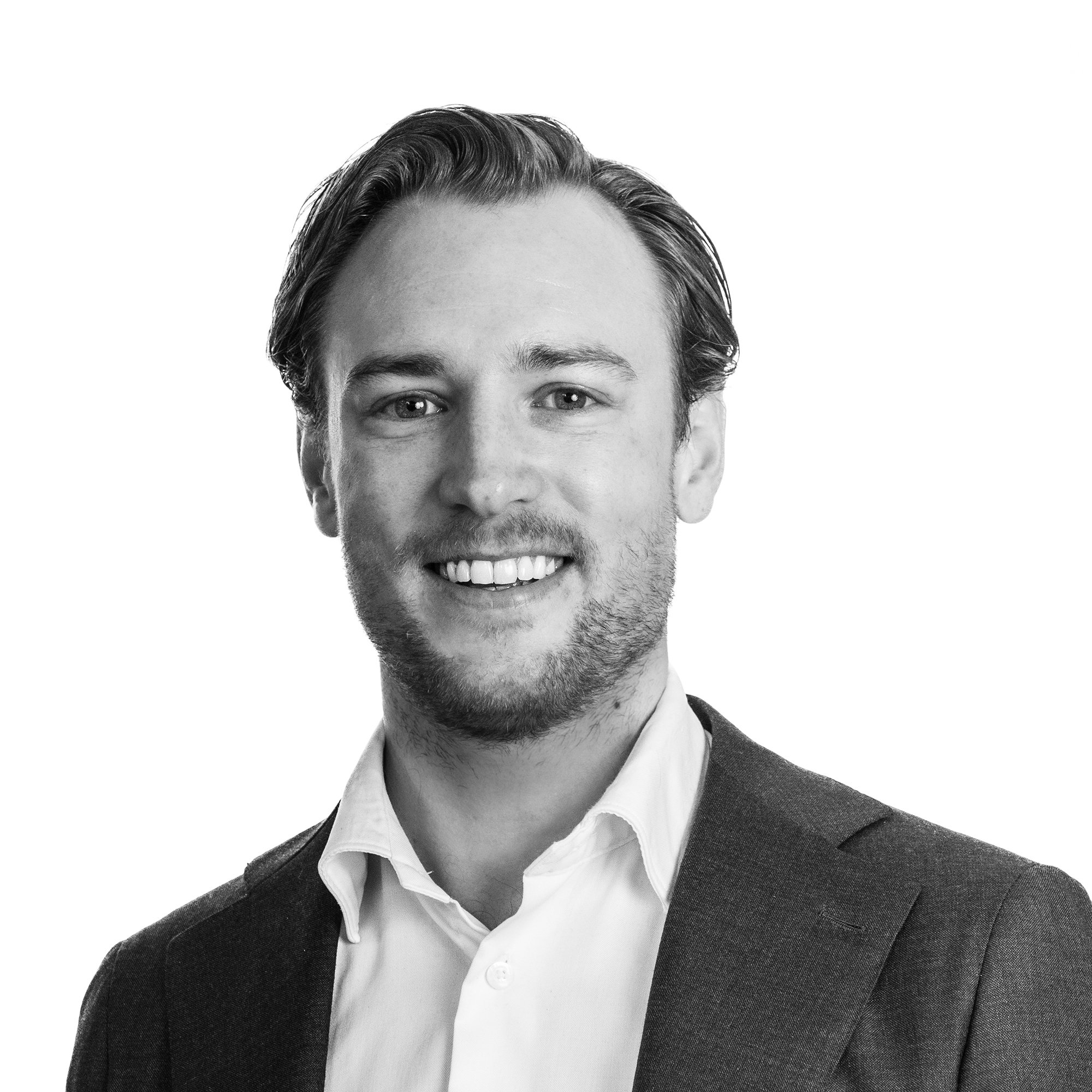 Fredrik 2000x.jpg