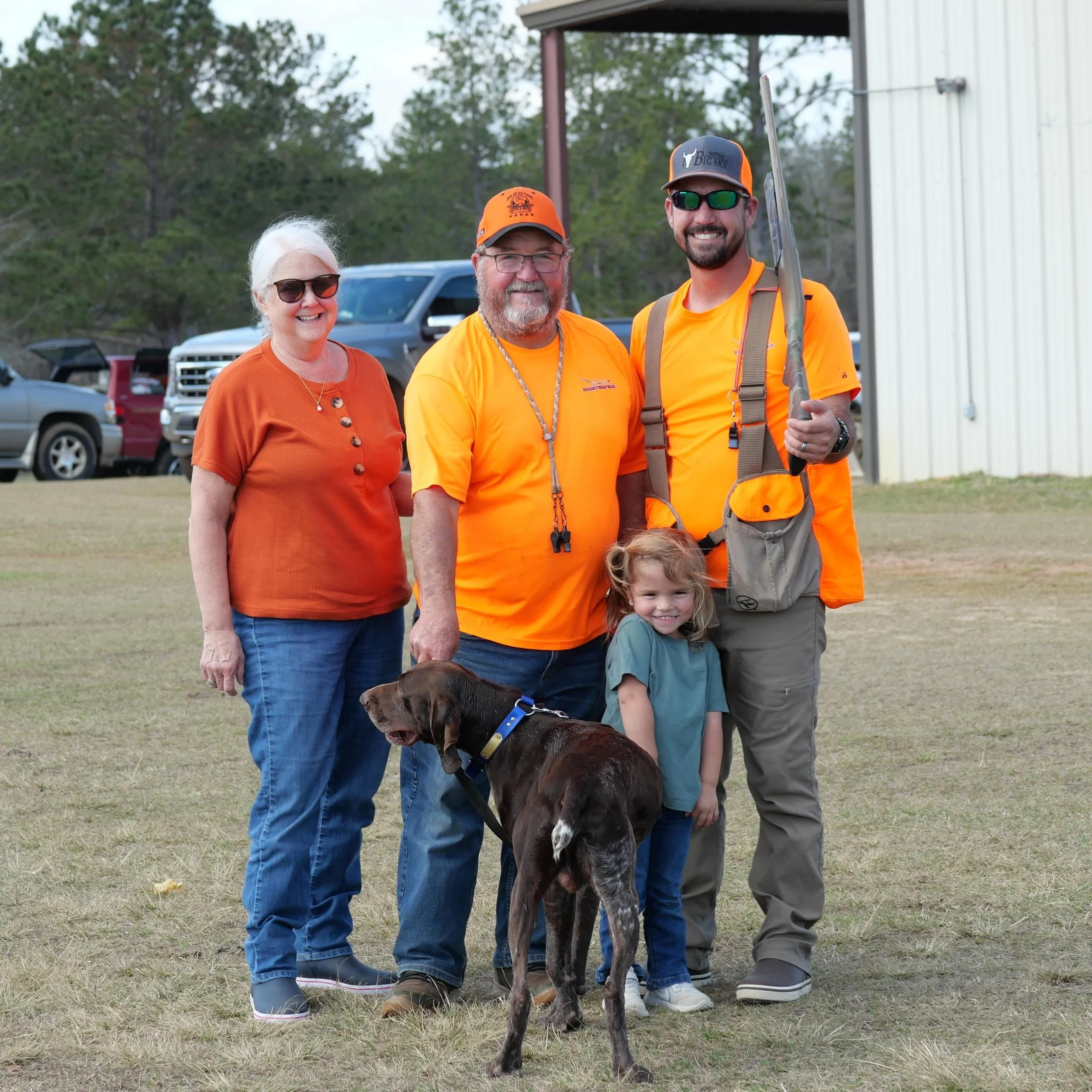 In the Georgia Region of NSTRA, field trialing is for the whole family! Come join us! Bring your family, including the 4-footed ones. 😉

#georgianstra #nstra #georgiabirddogs #birddogs