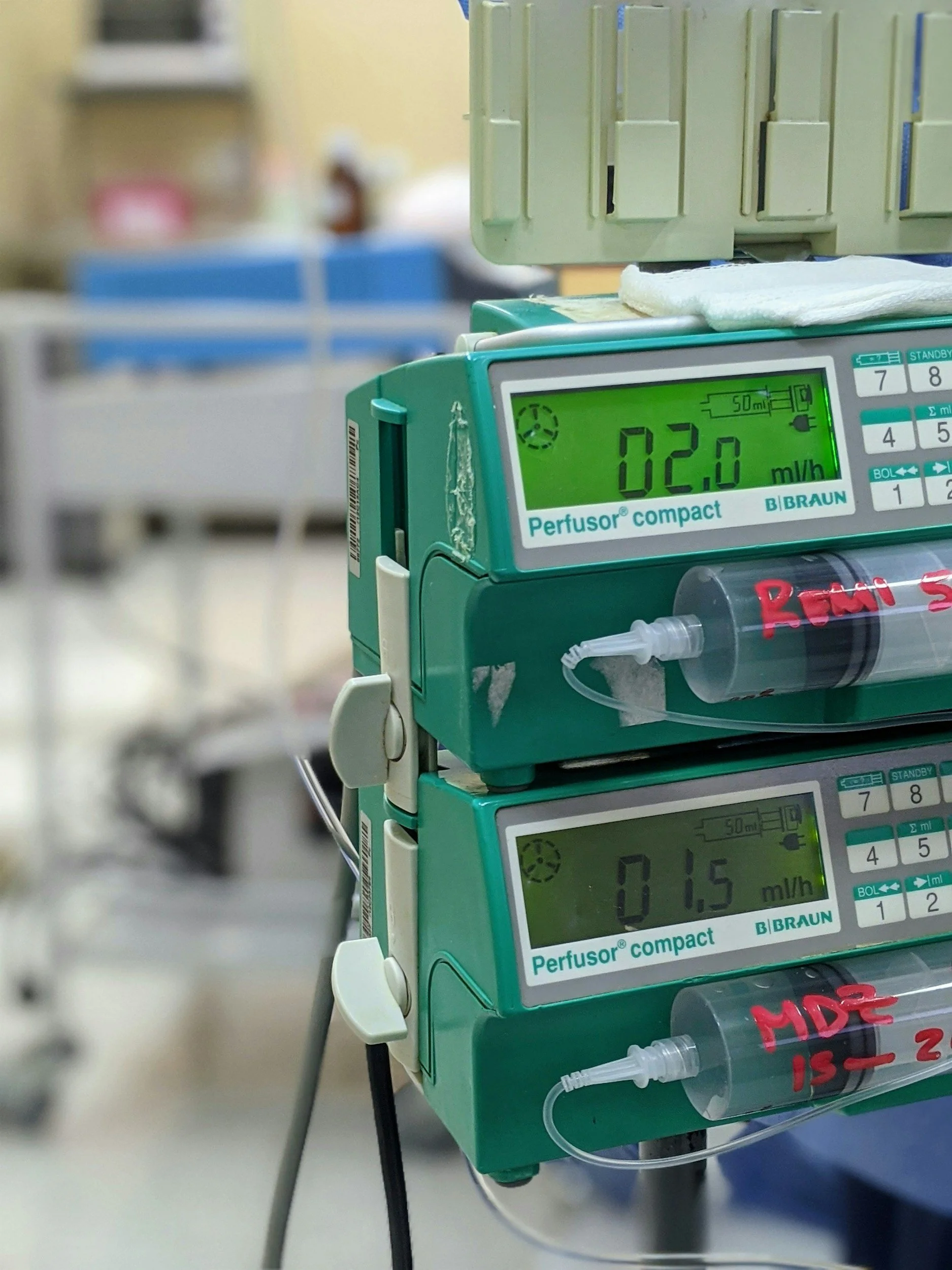 Hospital-grade monitoring system used by a dentist anesthesiologist to track vitals during general anesthesia.