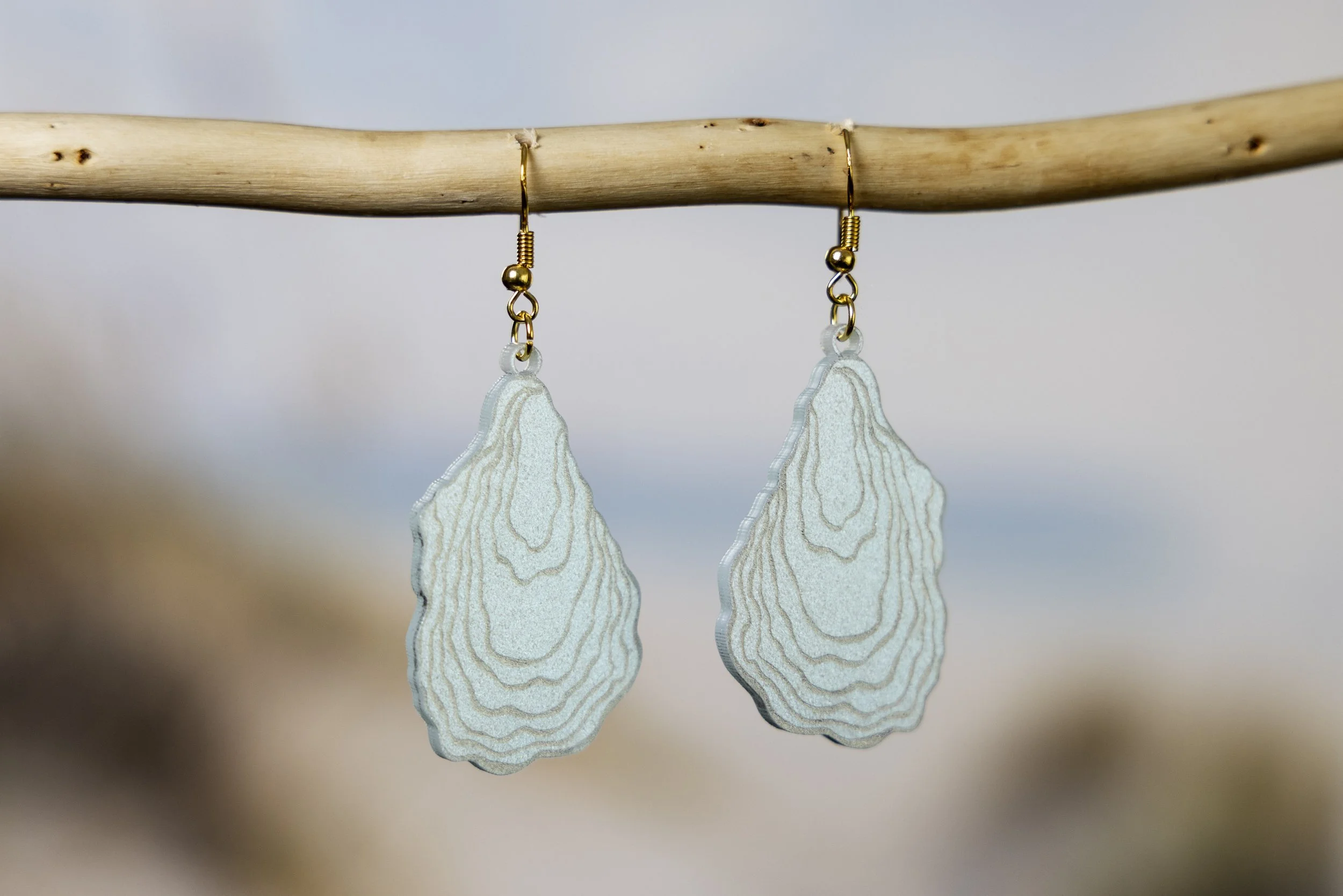 Oyster Shell Shimmer Earrings - Blue/Green Glitter