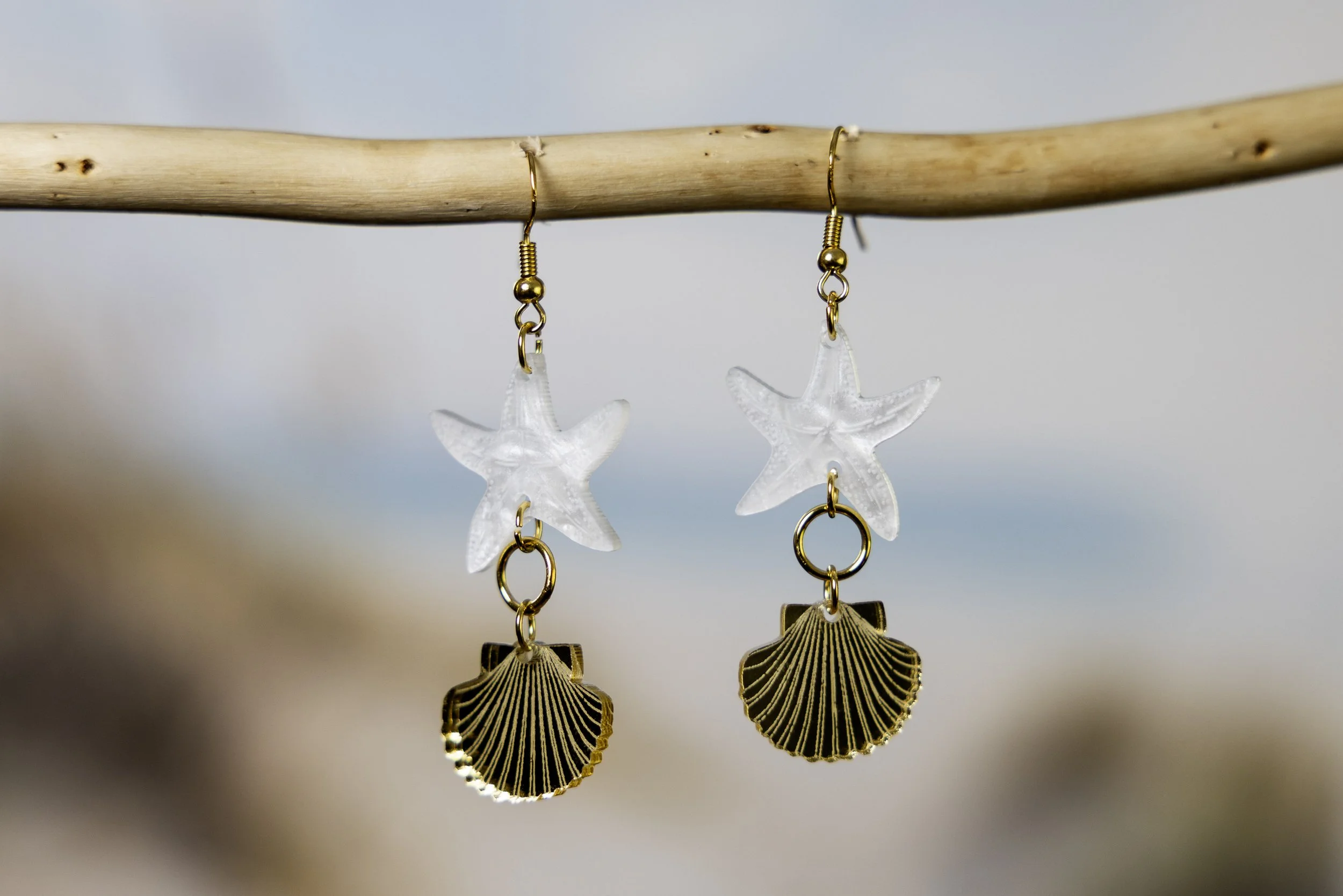Star of the Sea Shell Earrings - Pearlescent White & Gold Mirror