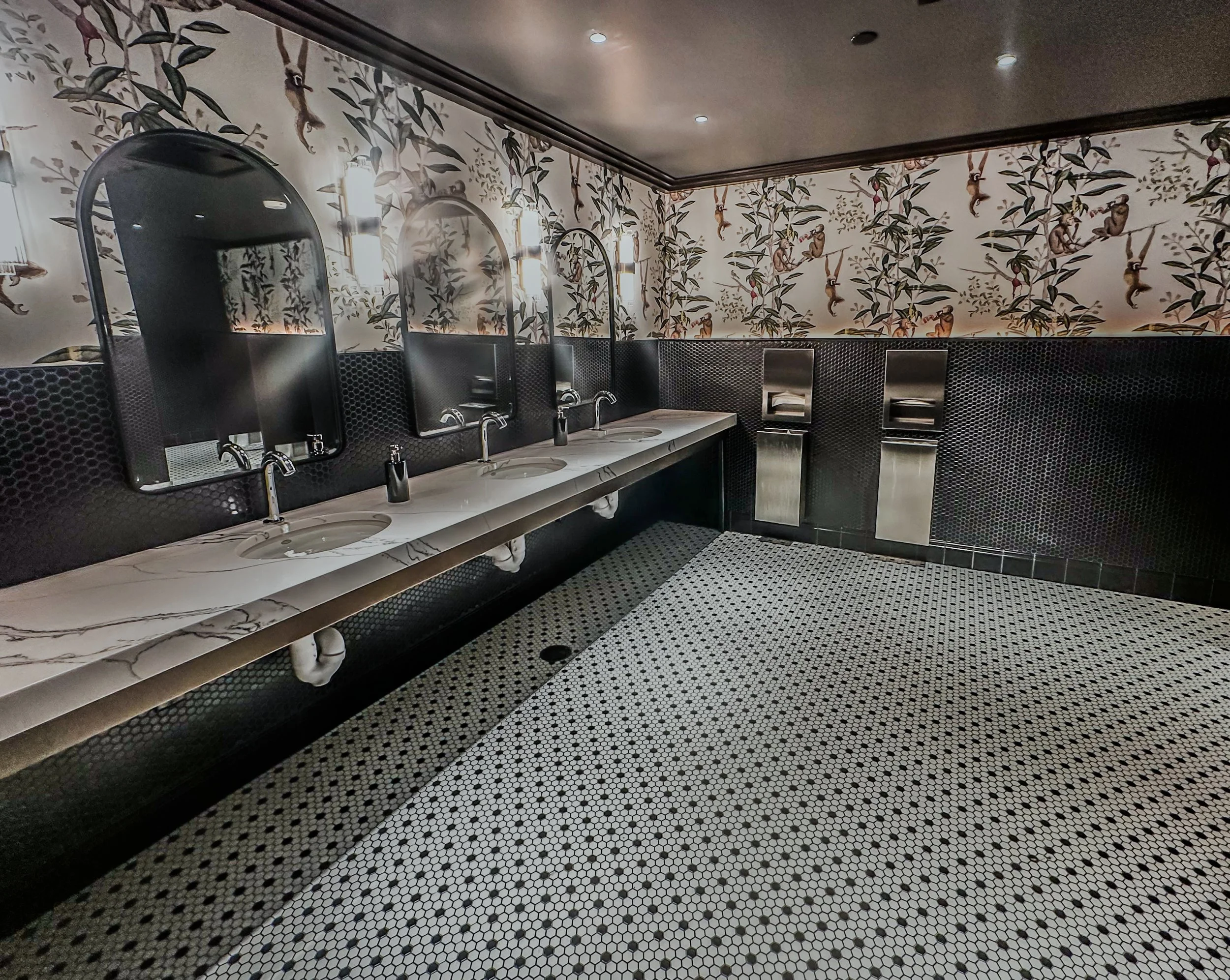 luxury-commercial-restroom-tile-lake-geneva-wi.jpg.jpg