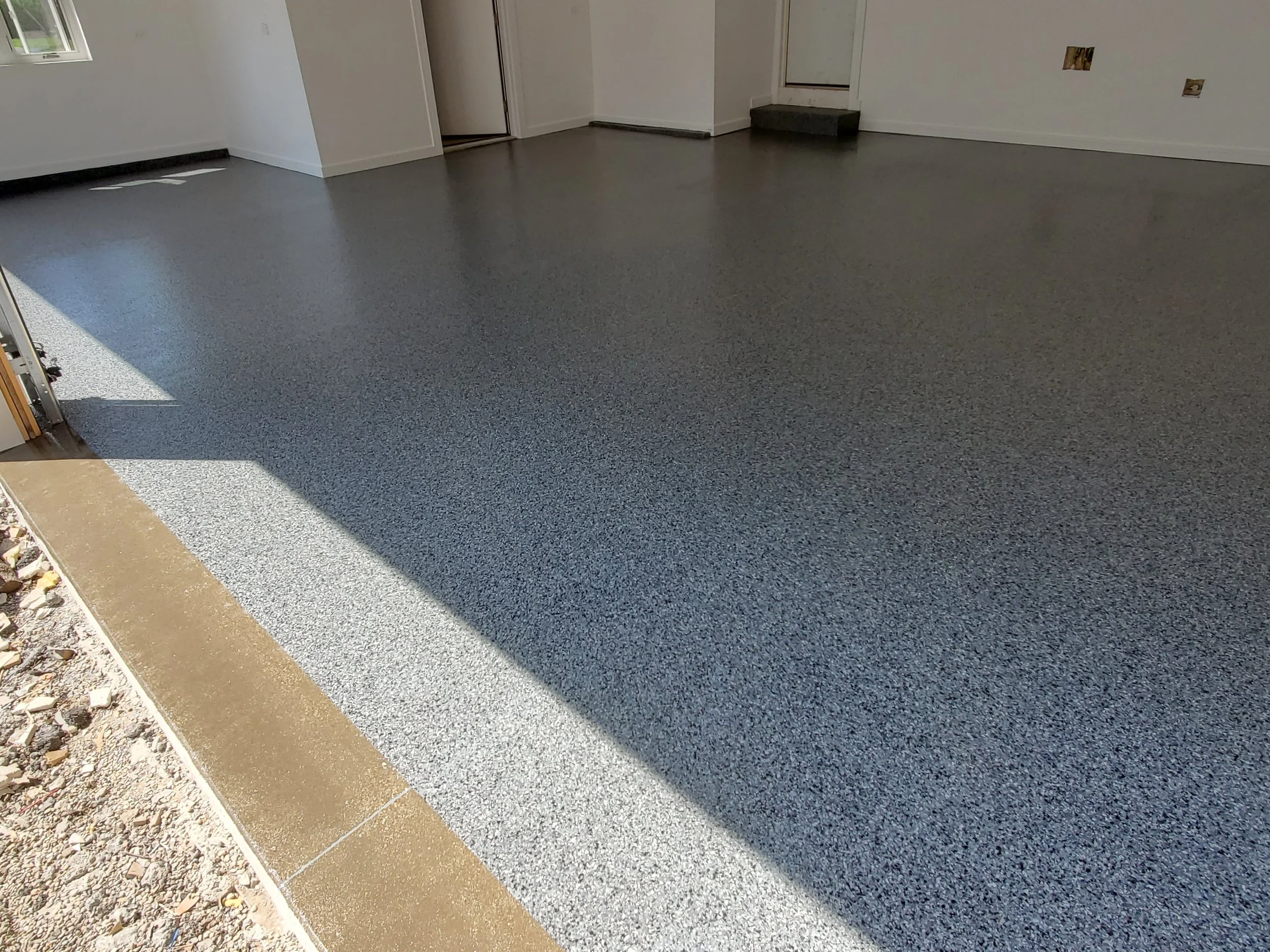 epoxy-flake-garage-floor-installation-crystal-lake-il.jpg.jpg