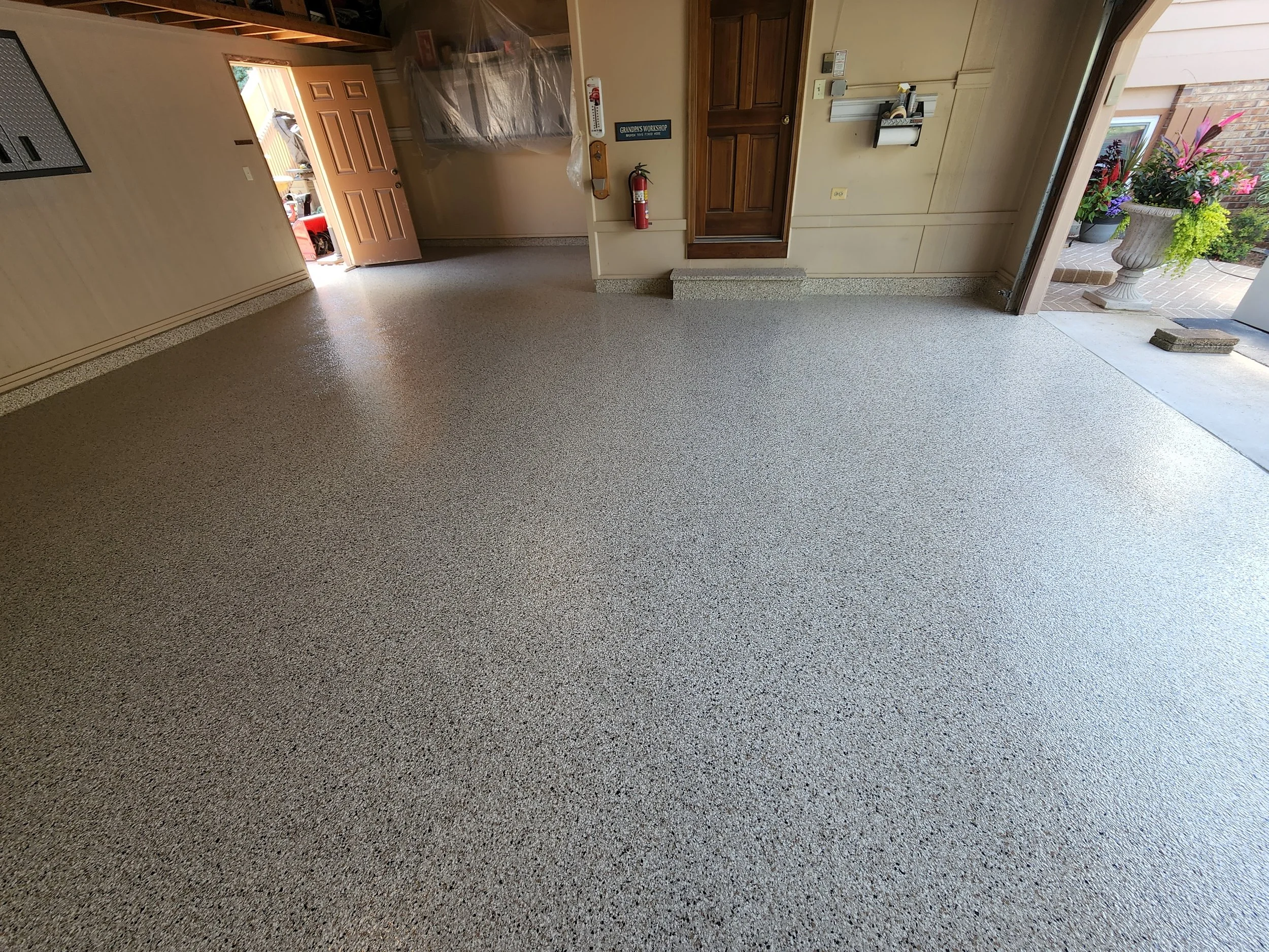 garage-epoxy-coating-crystal-lake-illinois.jpg.jpg