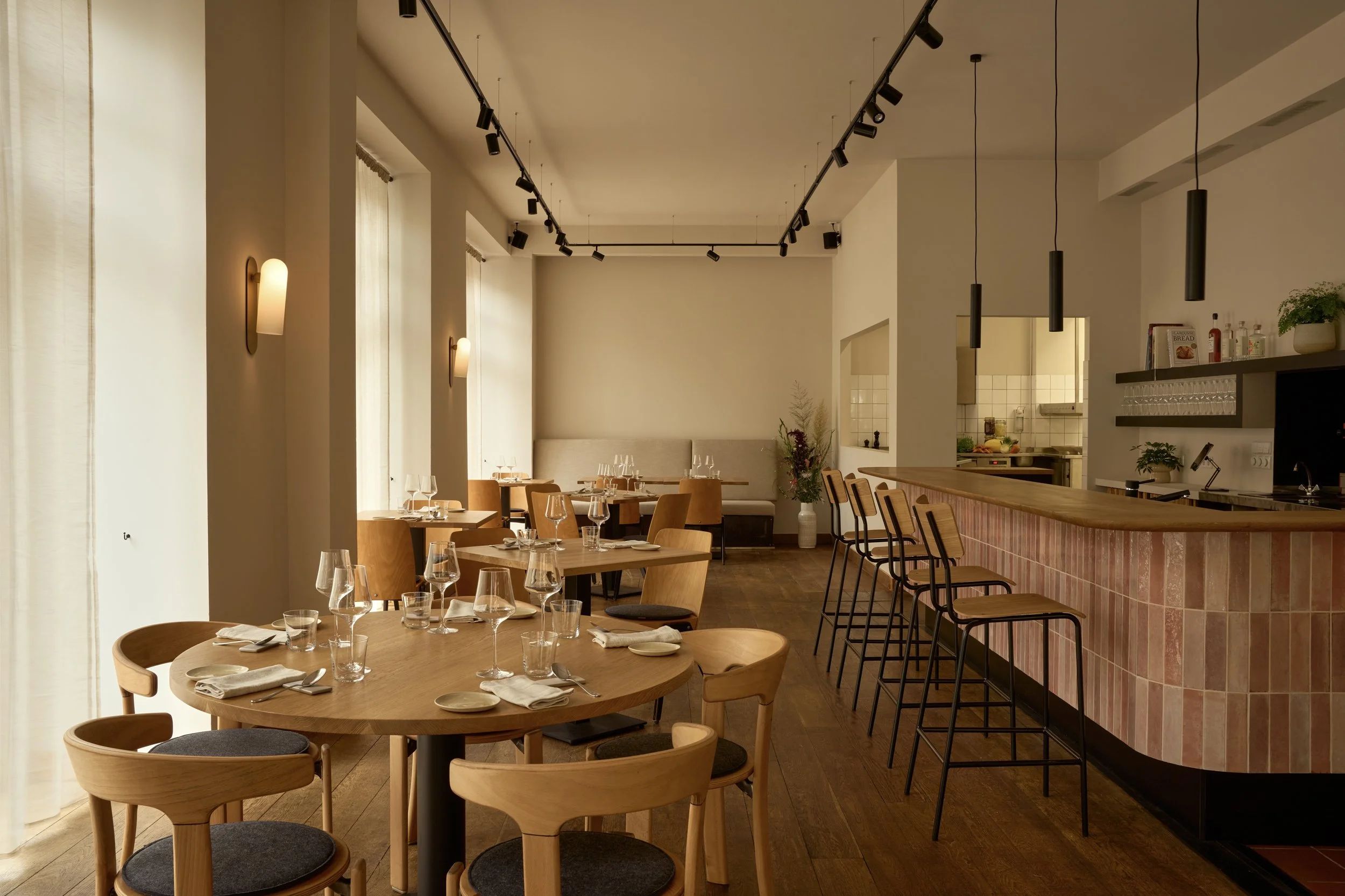 MATTHIAS_0924_INTERIORS_MAIN 2.jpg