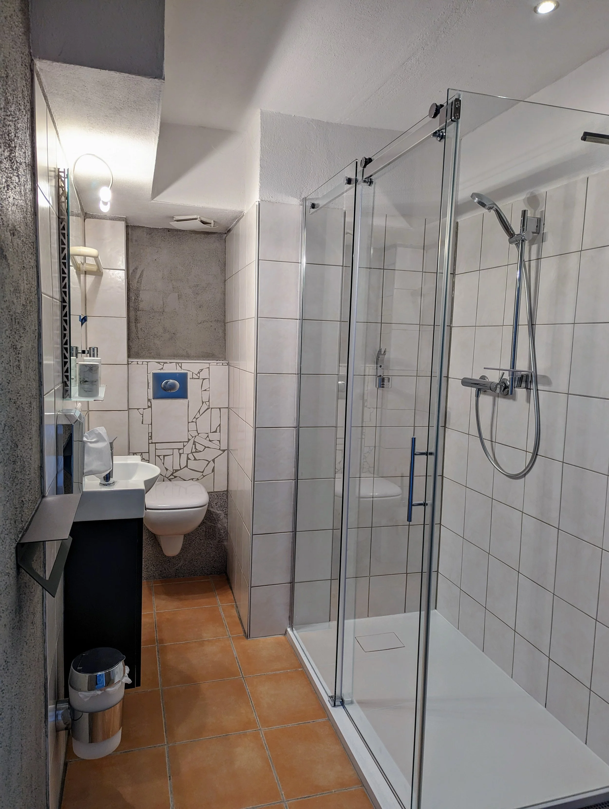 neues sanitärer Bereich Doppelzimmer #4