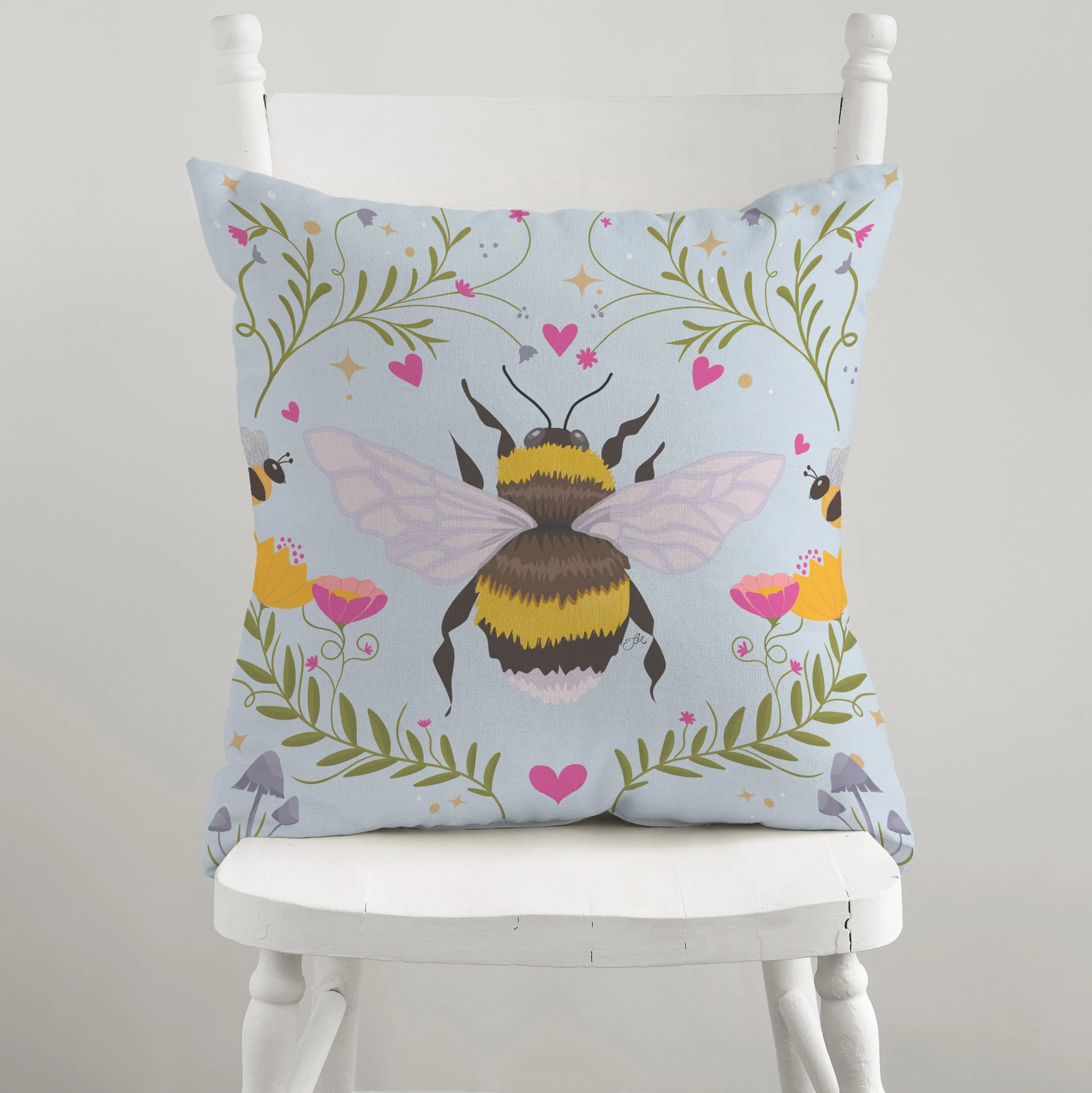 Mock-up-chair-cushion-bumblebee-2500px.jpg