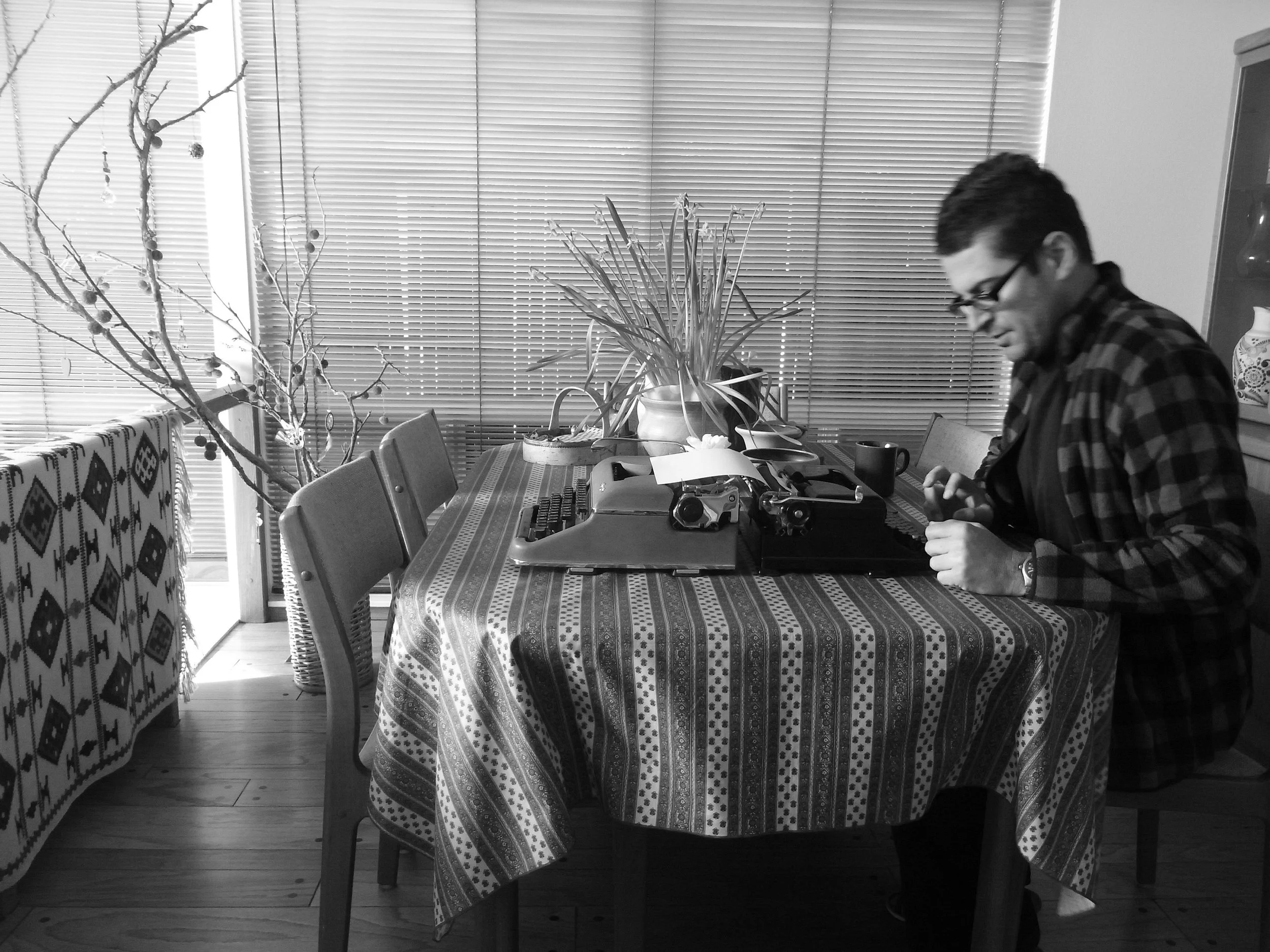 Kevin-Brown-Calligraphy-Ex-deux-machina-R0055619.JPG