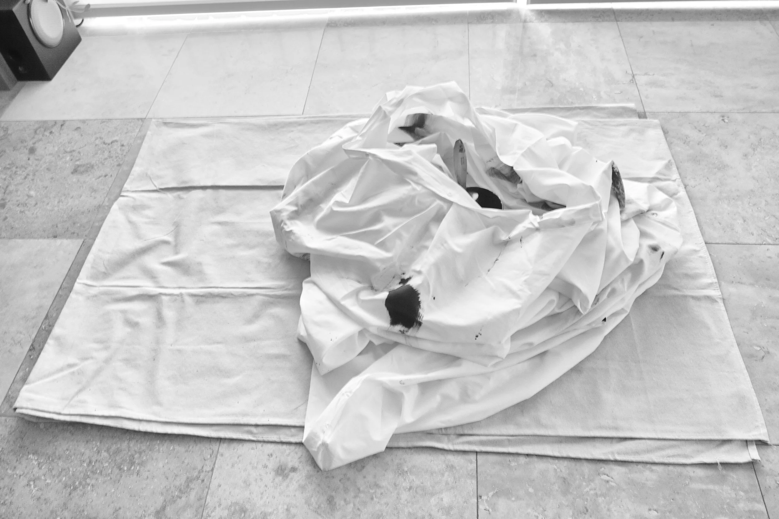 Kevin-Brown-Calligraphy-White-Jacket-DP1M4252b.jpg