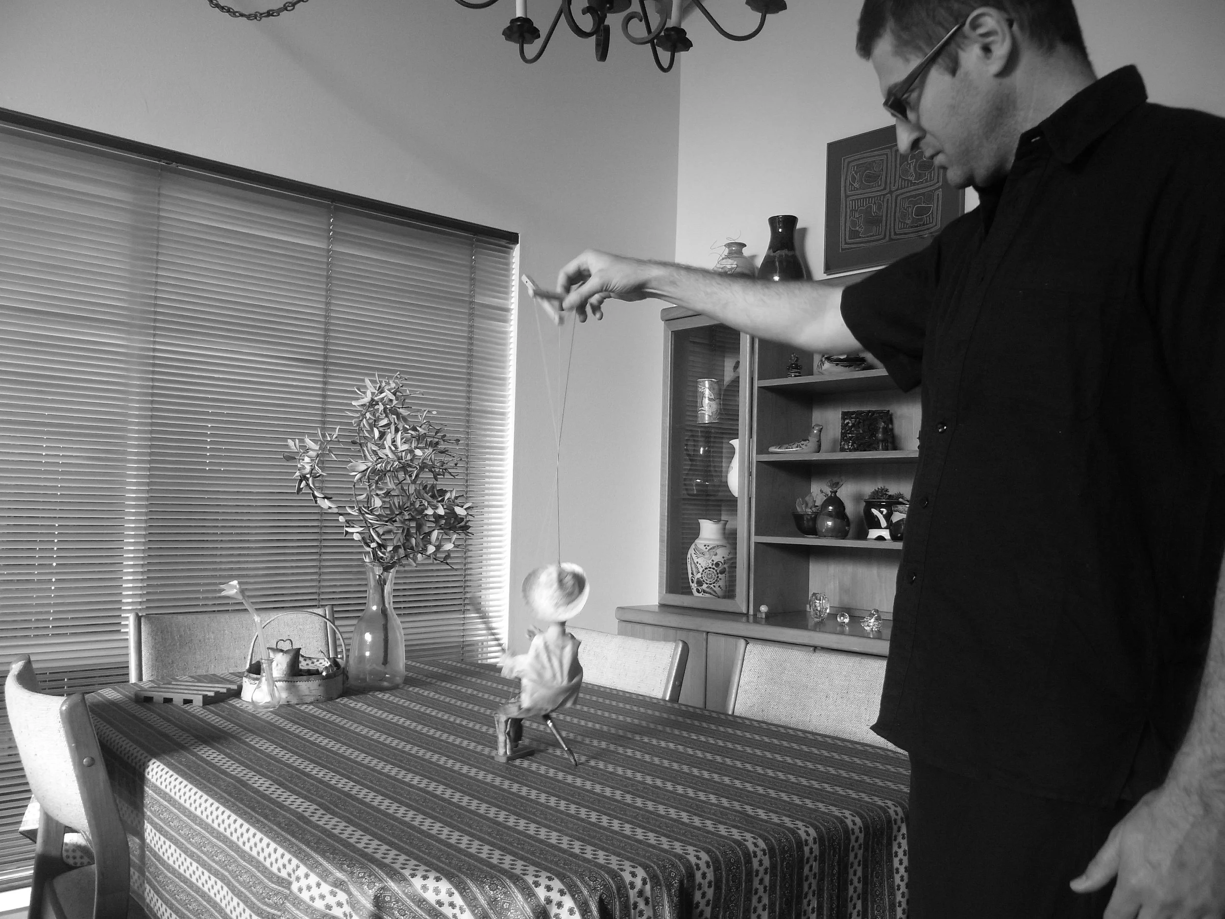 Kevin-Brown-Calligraphy-Puppeteer-R0056413.JPG