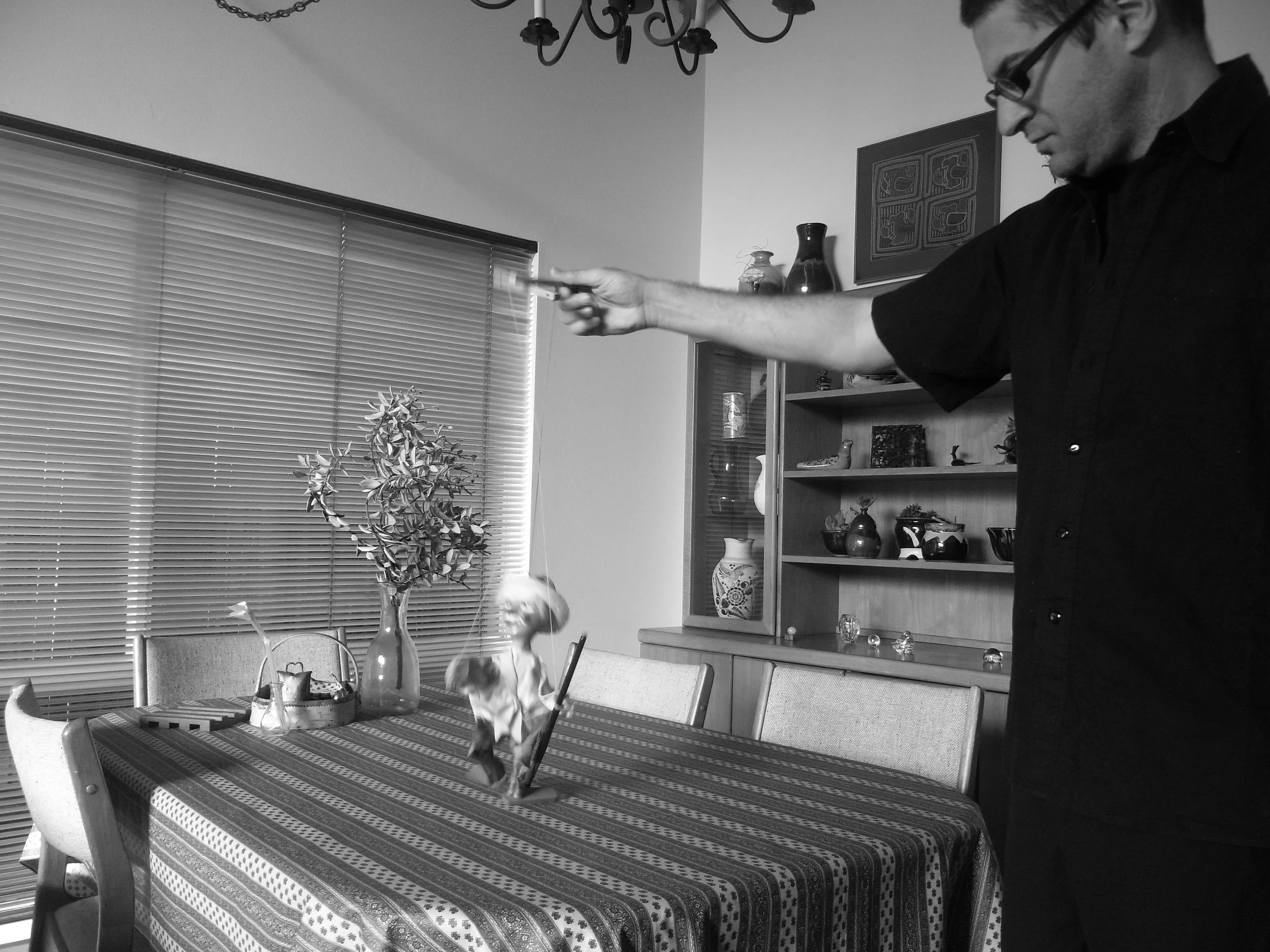 Kevin-Brown-Calligraphy-Puppeteer-R0056434.JPG