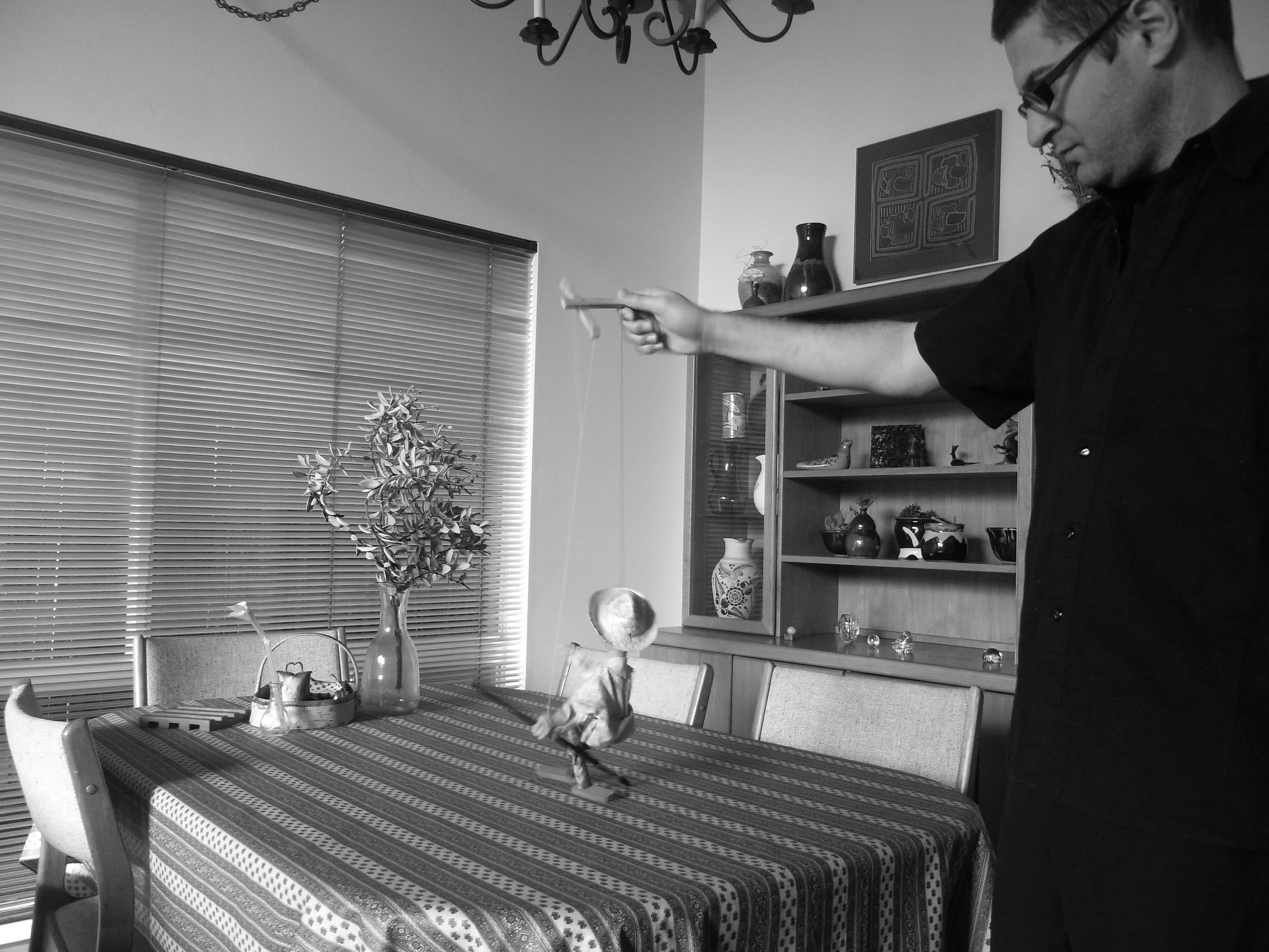 Kevin-Brown-Calligraphy-Puppeteer-R0056437.JPG