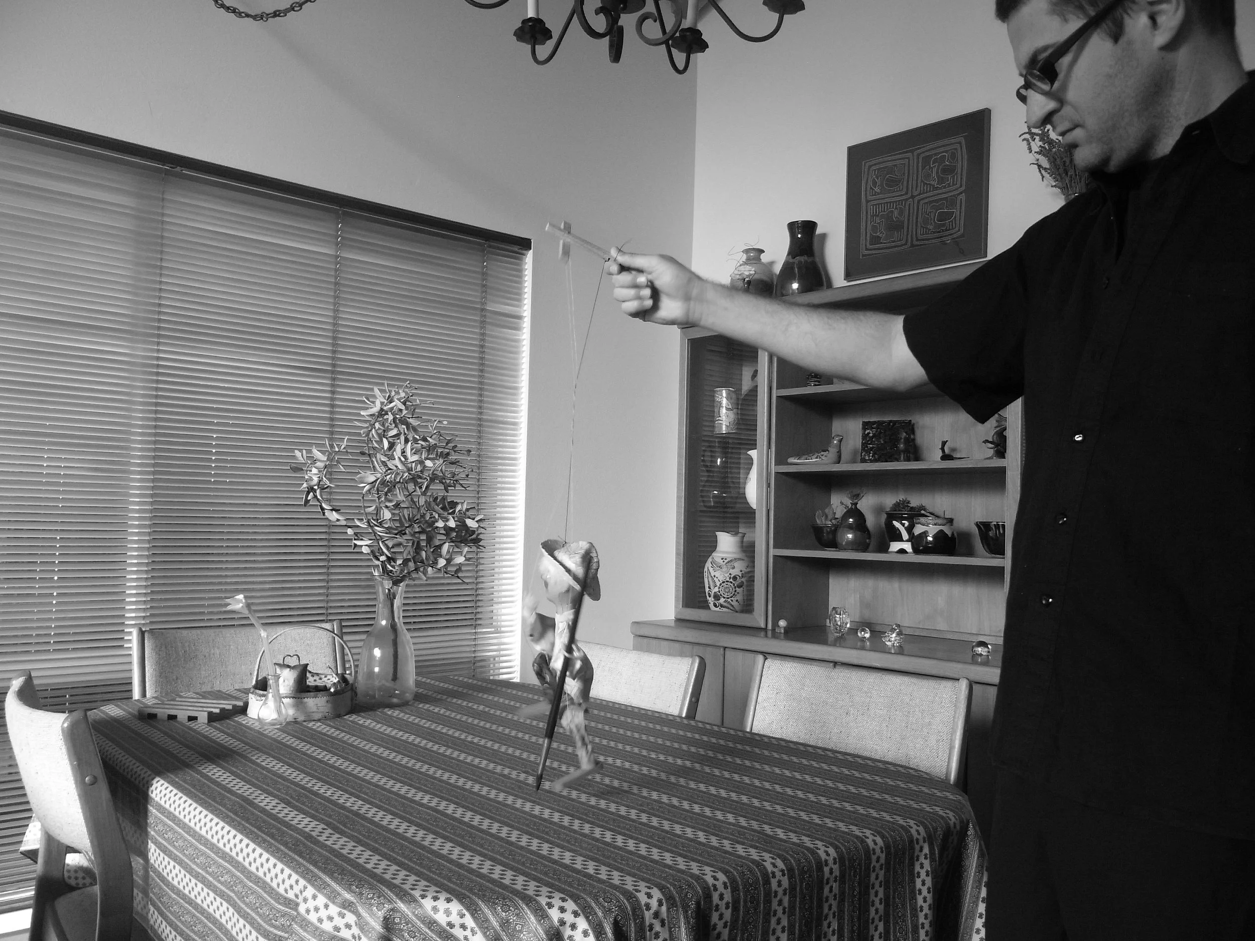Kevin-Brown-Calligraphy-Puppeteer-R0056458.JPG