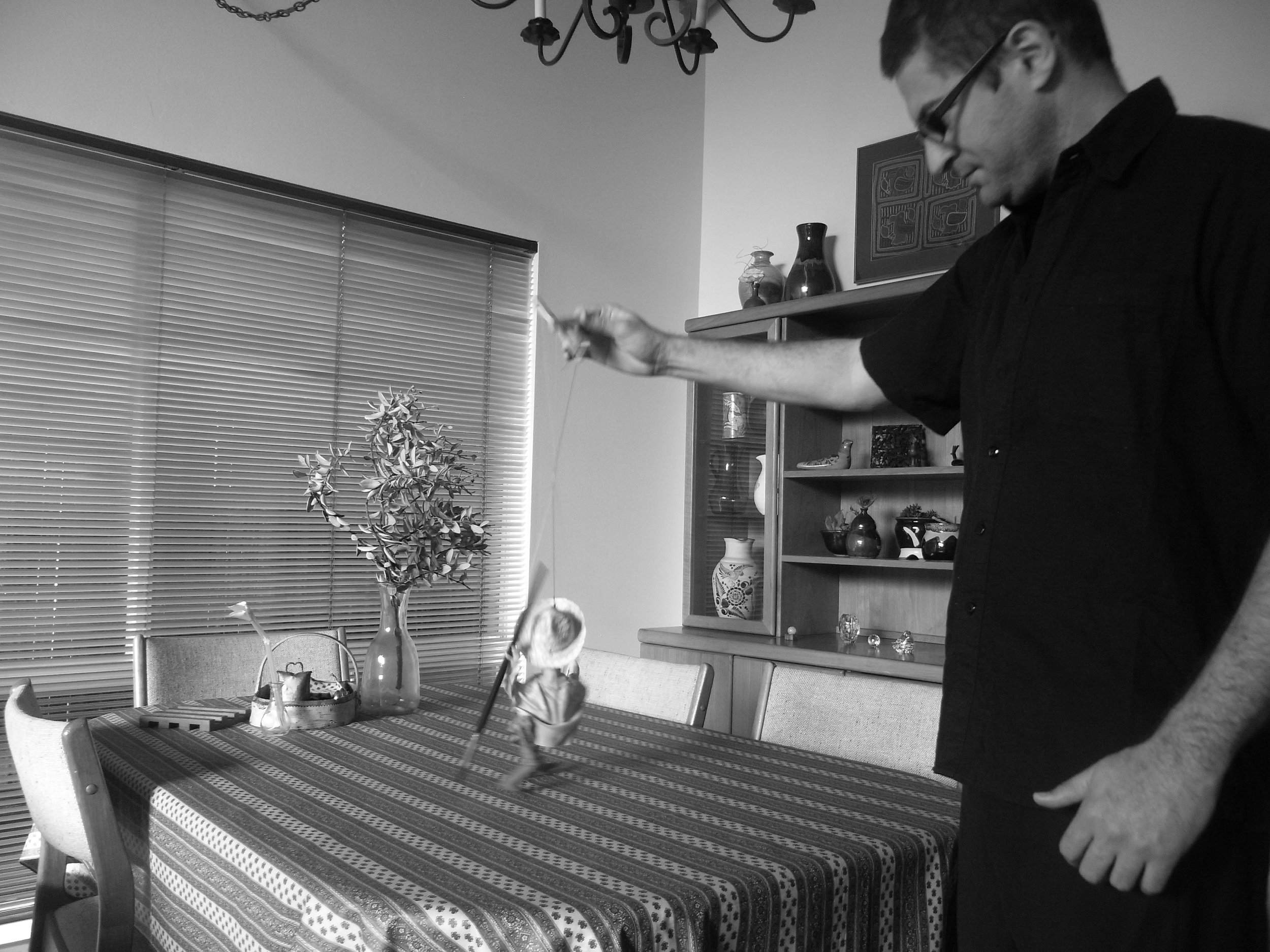 Kevin-Brown-Calligraphy-Puppeteer-R0056422.JPG
