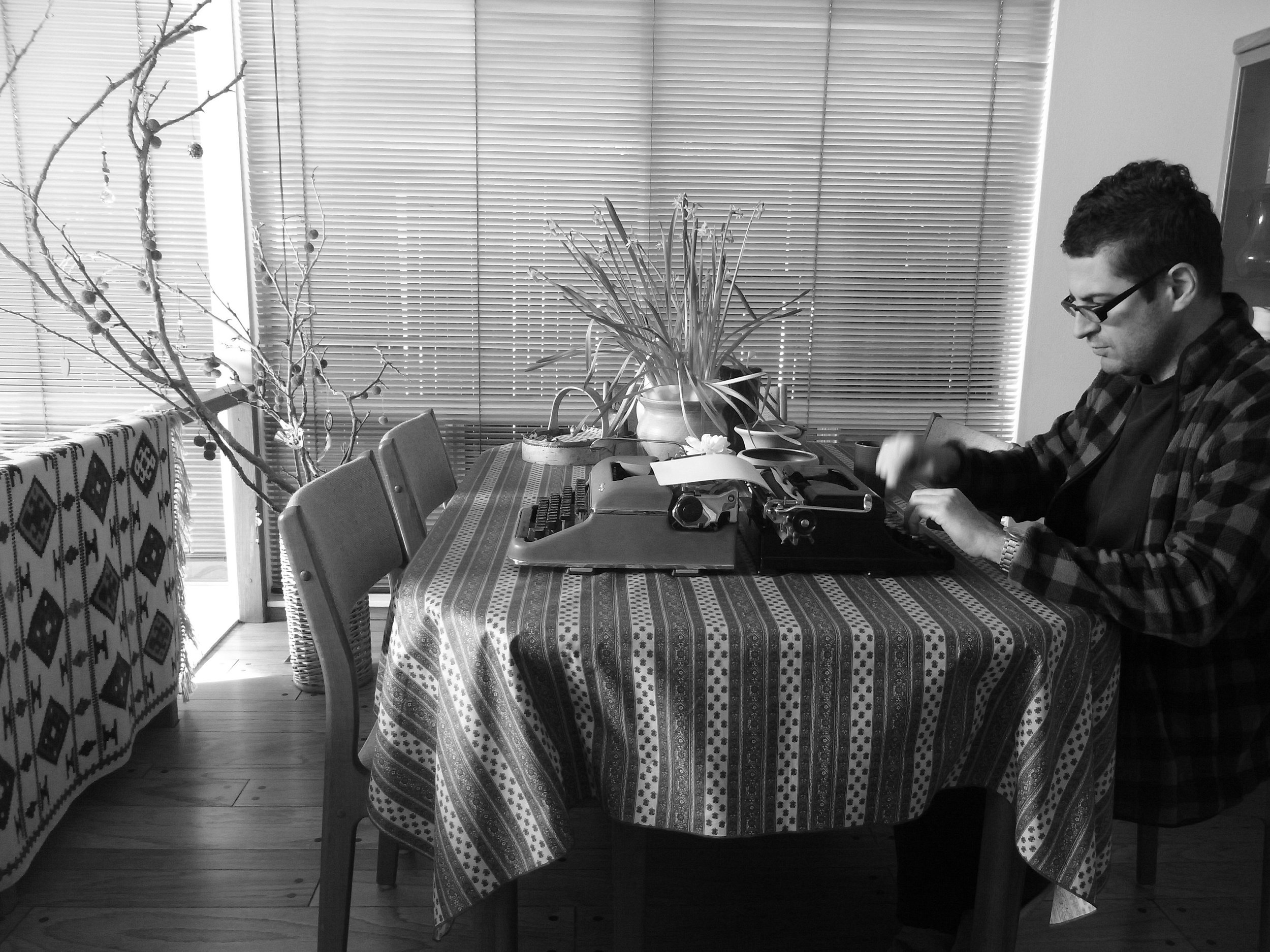 Kevin-Brown-Calligraphy-Ex-deux-machina-R0055625.JPG