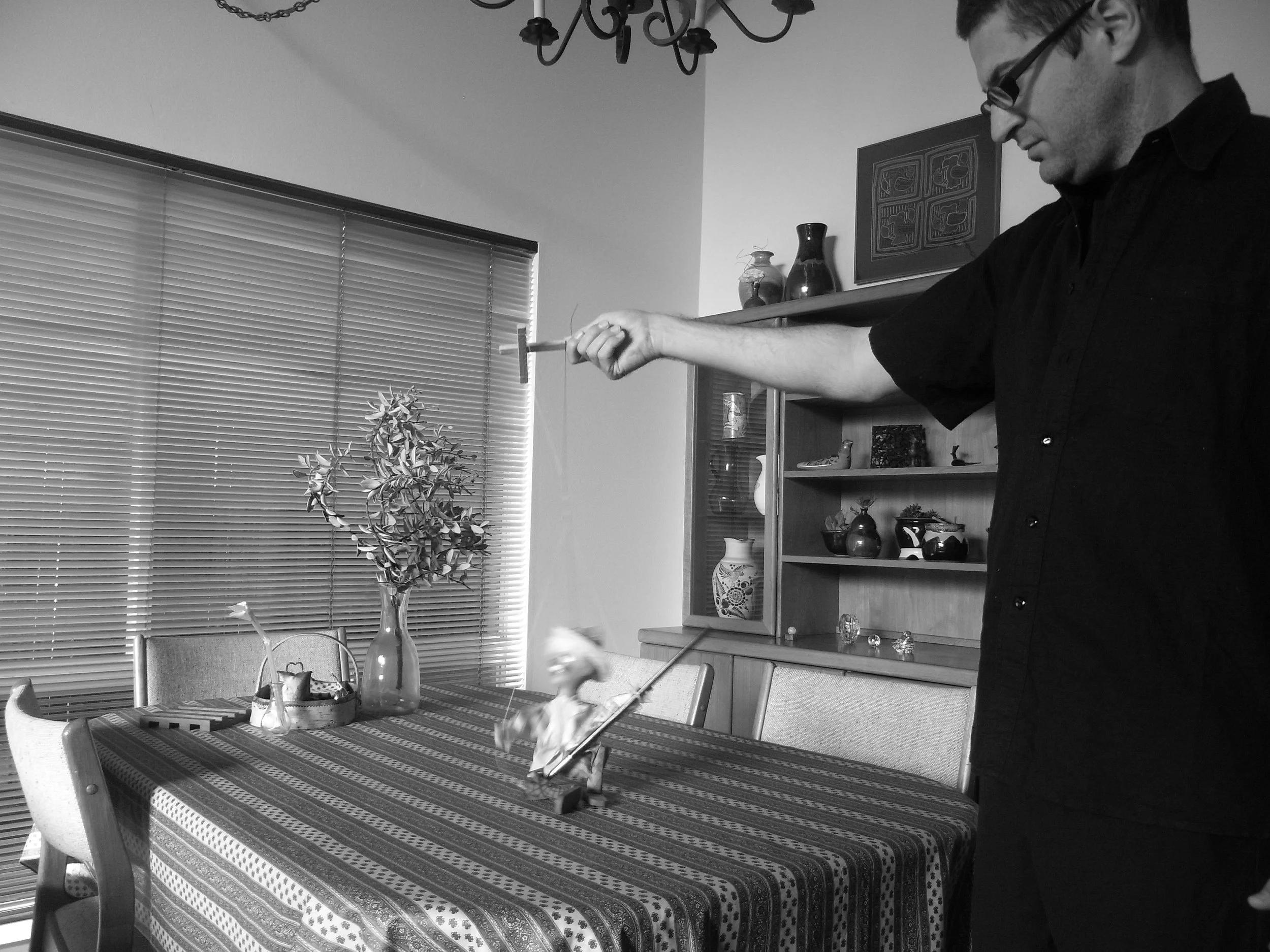 Kevin-Brown-Calligraphy-Puppeteer-R0056455.JPG