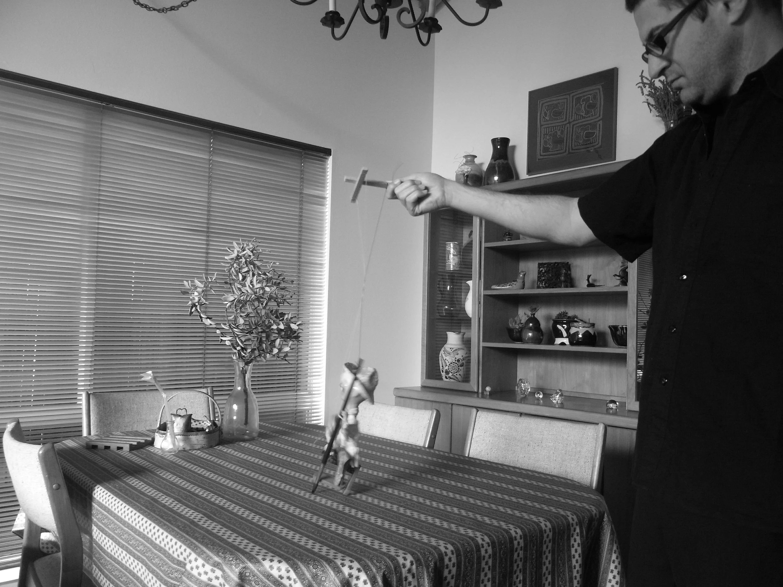 Kevin-Brown-Calligraphy-Puppeteer-R0056464.JPG