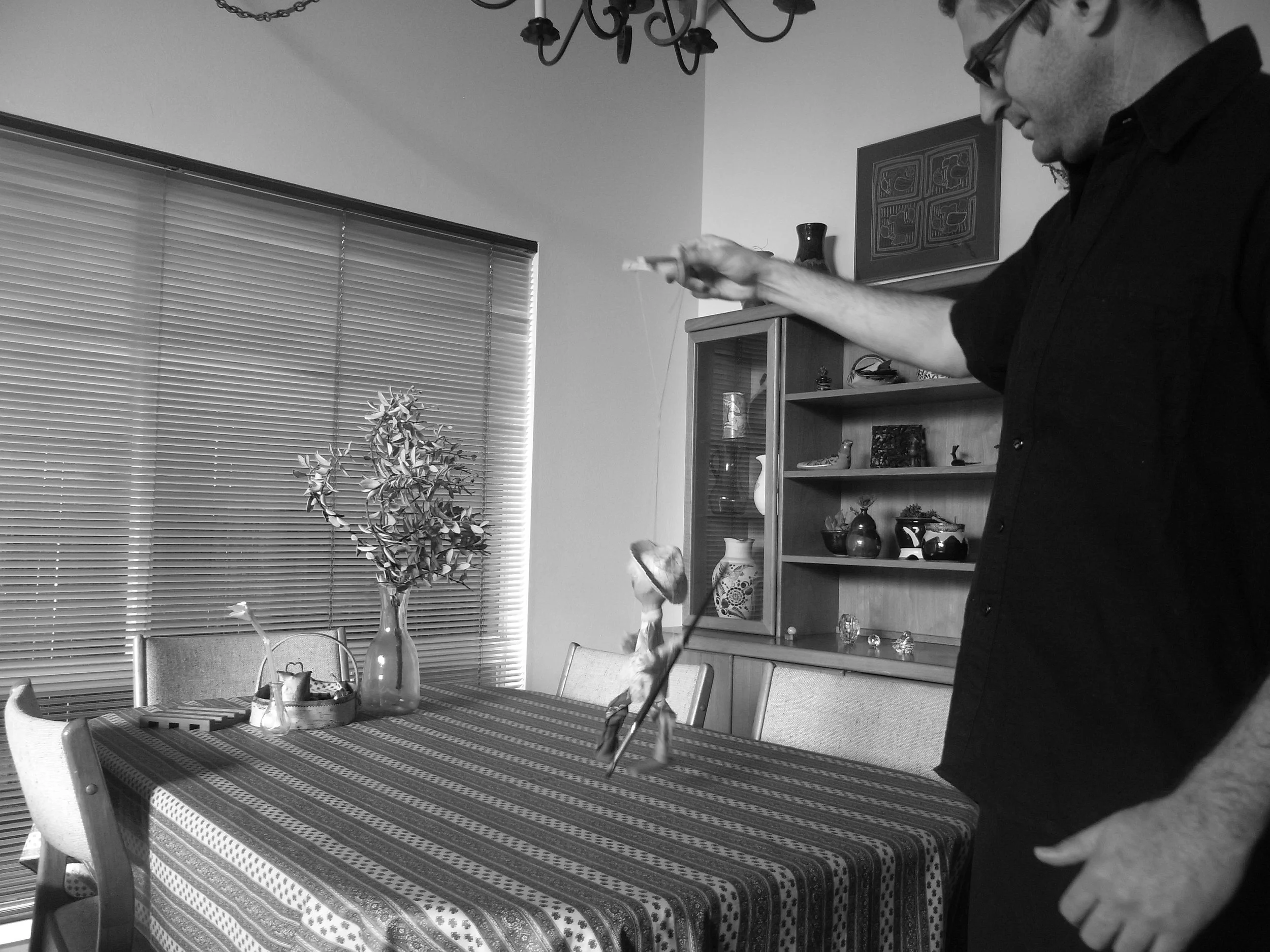 Kevin-Brown-Calligraphy-Puppeteer-R0056419.JPG