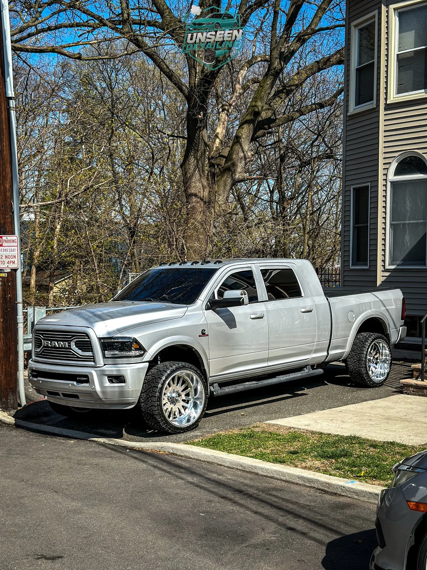 big truck, cleaned the right way 🧼

full interior detail + polished wheels on this ram &mdash; inside reset, wheels shining

&mdash;&mdash;&mdash;

Unseen Detailing
Mobile Detailing | NJ

What I offer:
&bull; Full interior &amp; exterior details
&bu