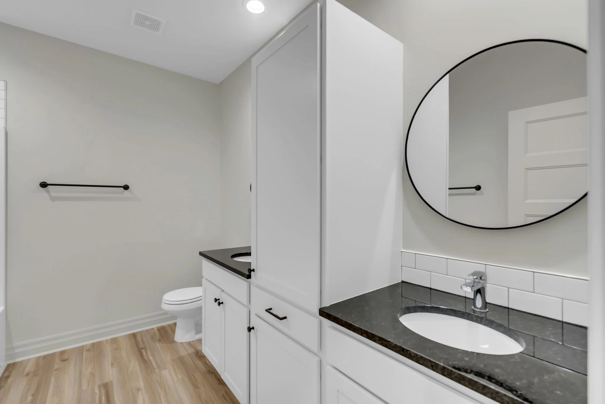 19-1919 E Sutton Ct-19.jpg