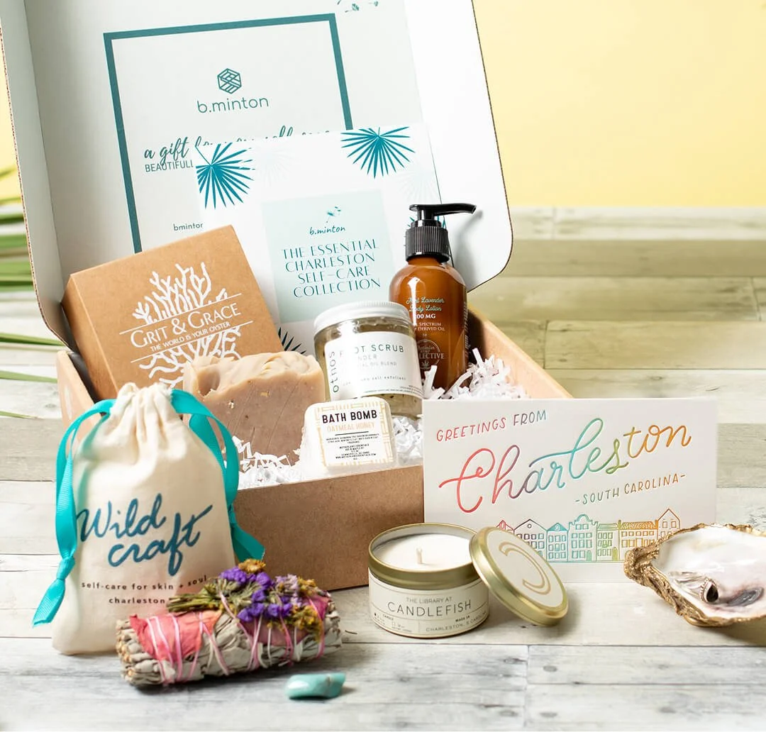 Styled Charleston Box Open