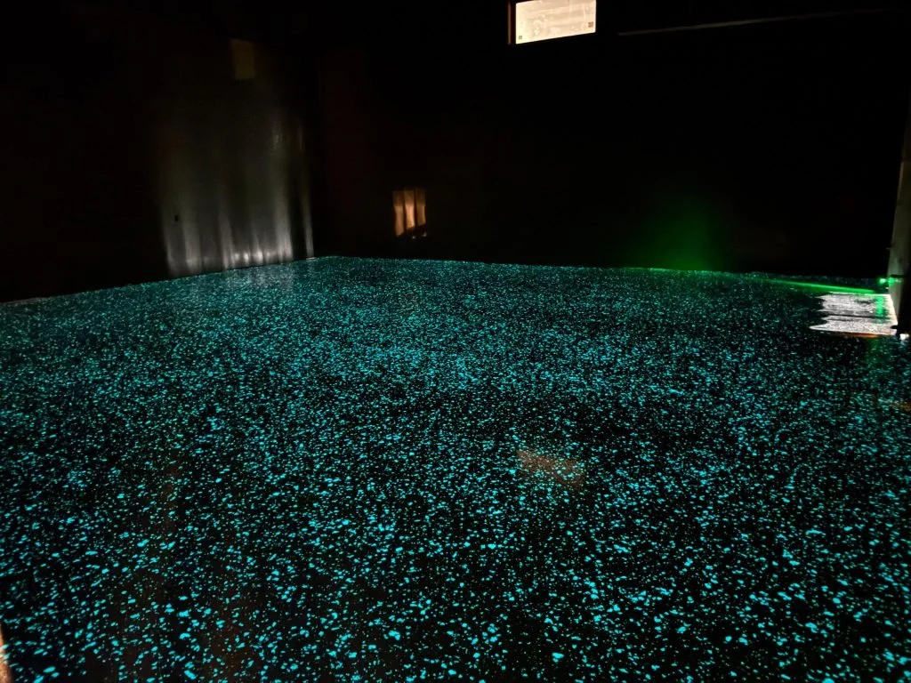 glow in the dark flake floor epoxy