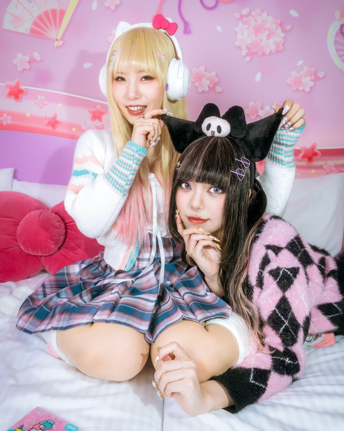 Hello Kitty x soda Makeup