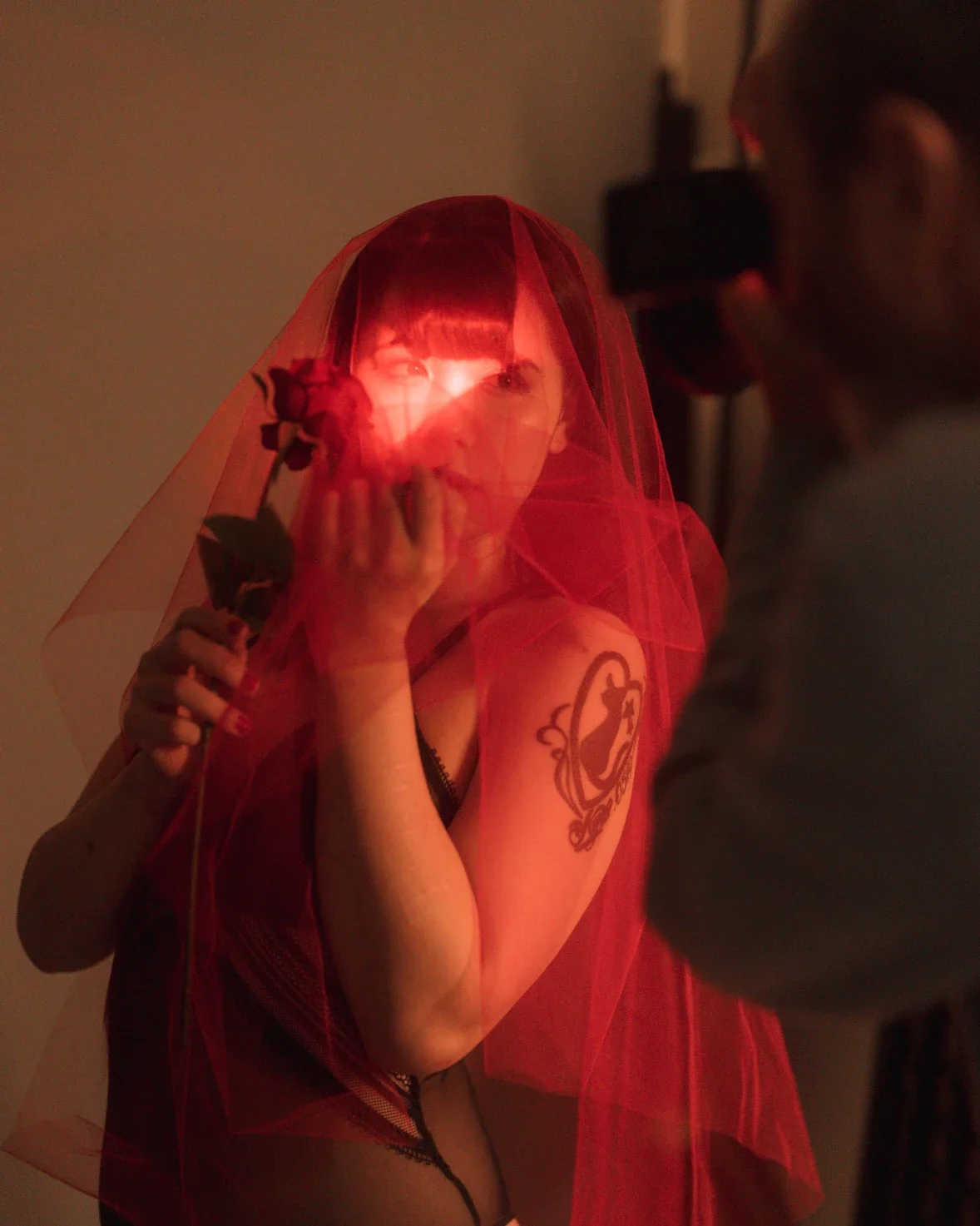 Experiments in Light | Colour | Form Photography with MODEL MIA VOL. 8 @ Tekumi Studios