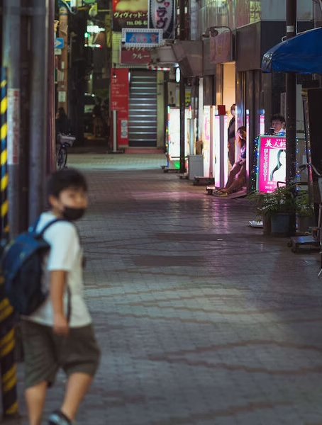 Slow Travel in Osaka Doing Street and Portraits