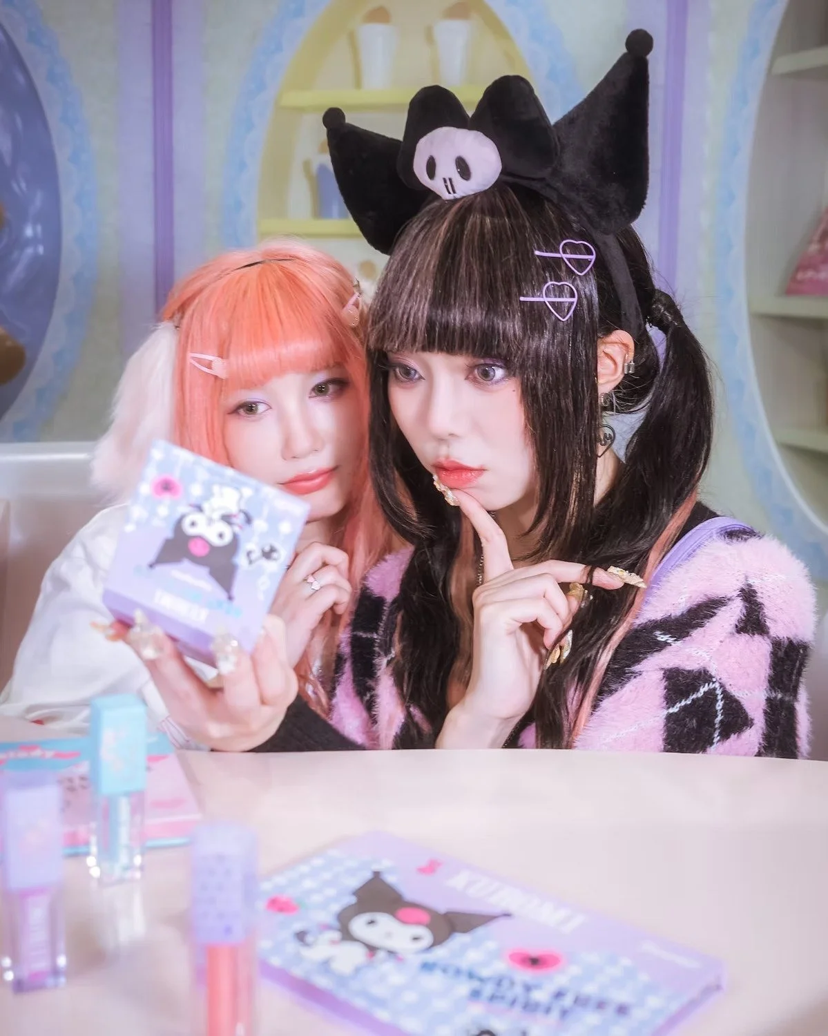 Hello Kitty x soda Makeup