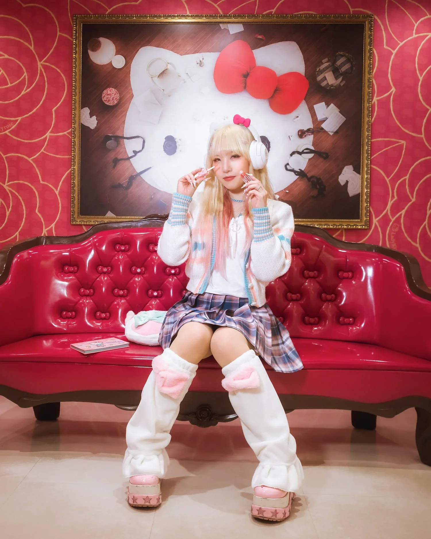Hello Kitty X Soda
Makeup