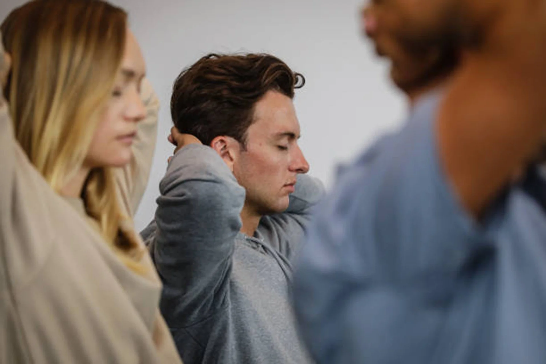 Online Breathwork vs Virtual Breathwork: Which Format Works Best for Sensitive Nervous Systems