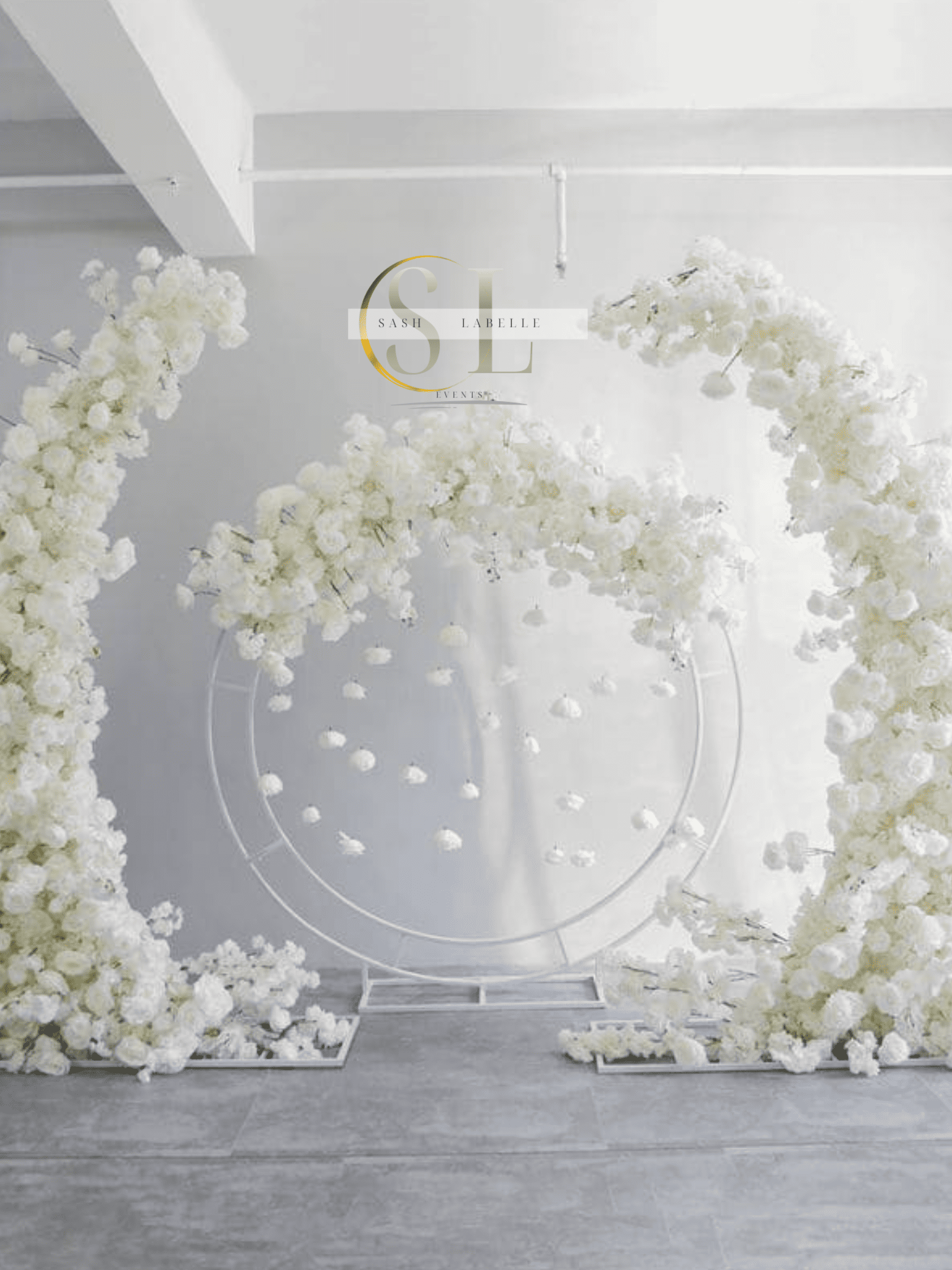 horn-arch-flower-stand-for-weddings-in-regina (9).png
