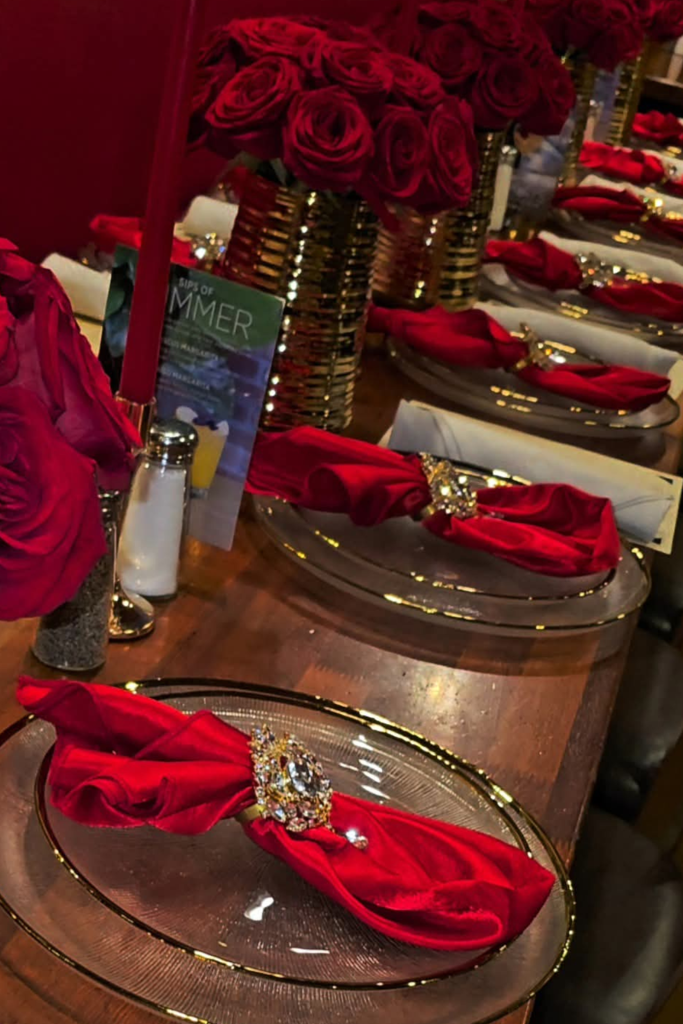 red tablescpes for wedding in regina.png