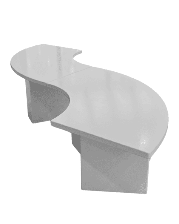kids serpentine table for birthdays.png