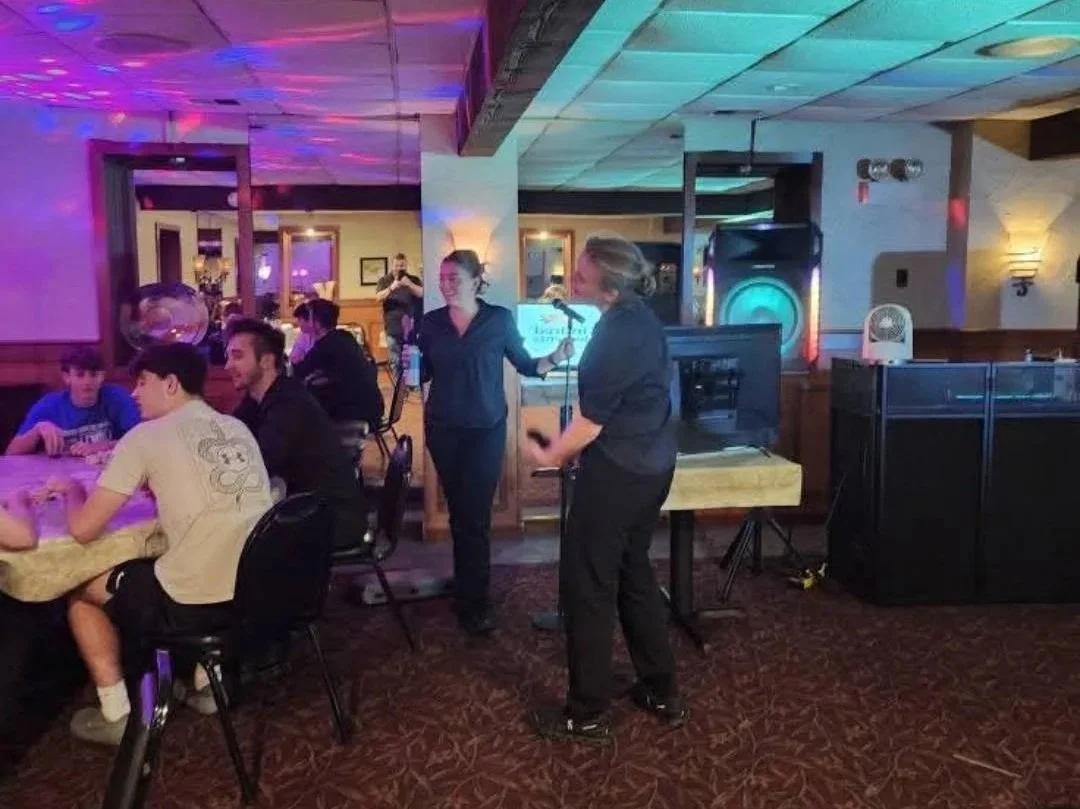 da+vincis+employee+party.jpg