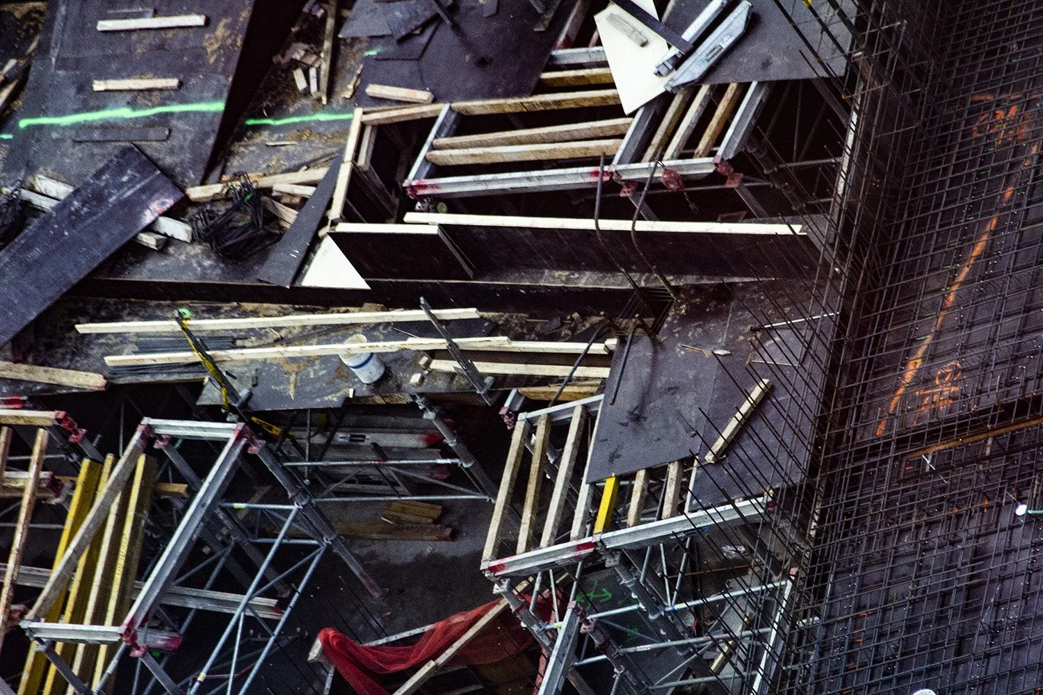 Hamilton Green Construct No5 by Linda Greenhouse