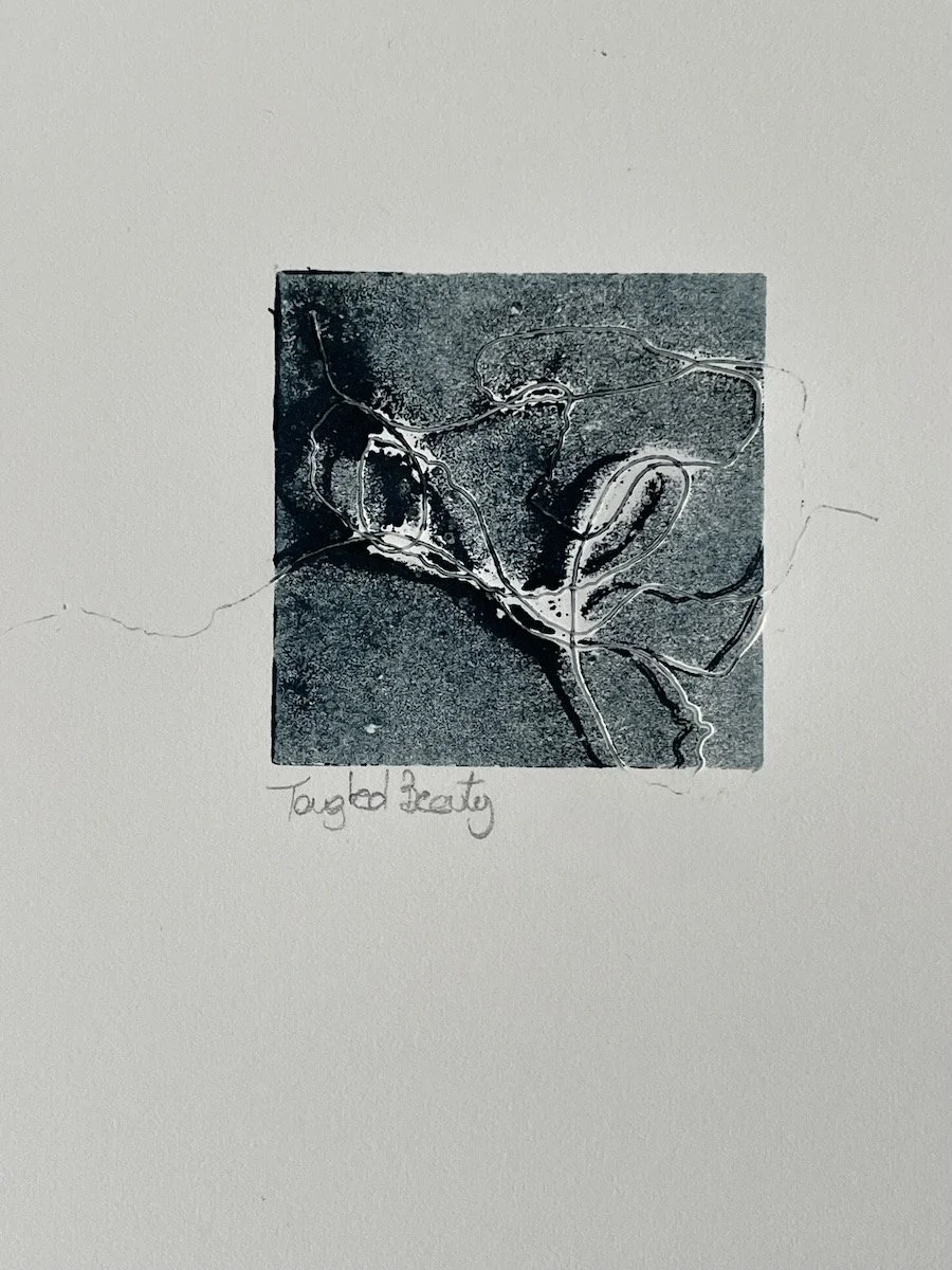 Almudena_FernandezVicens_Tangled_Beauty_2x2x0.1plate_size8x8framed_250.jpeg