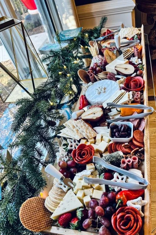 Christmas grazing table .jpg