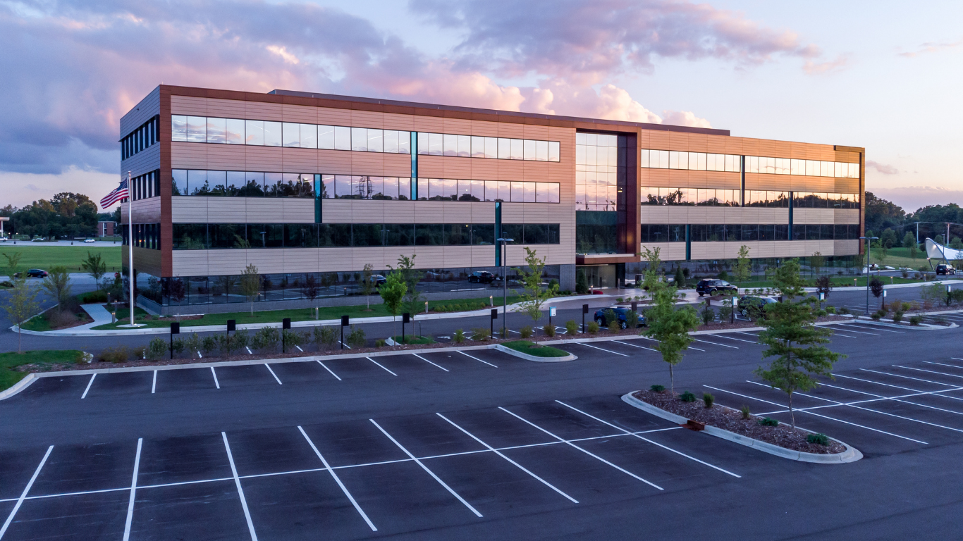 Allstate-Paving-Sitework-Partner-Commercial-Asphalt-Parking-Lot-Seal-Coat-Striping
