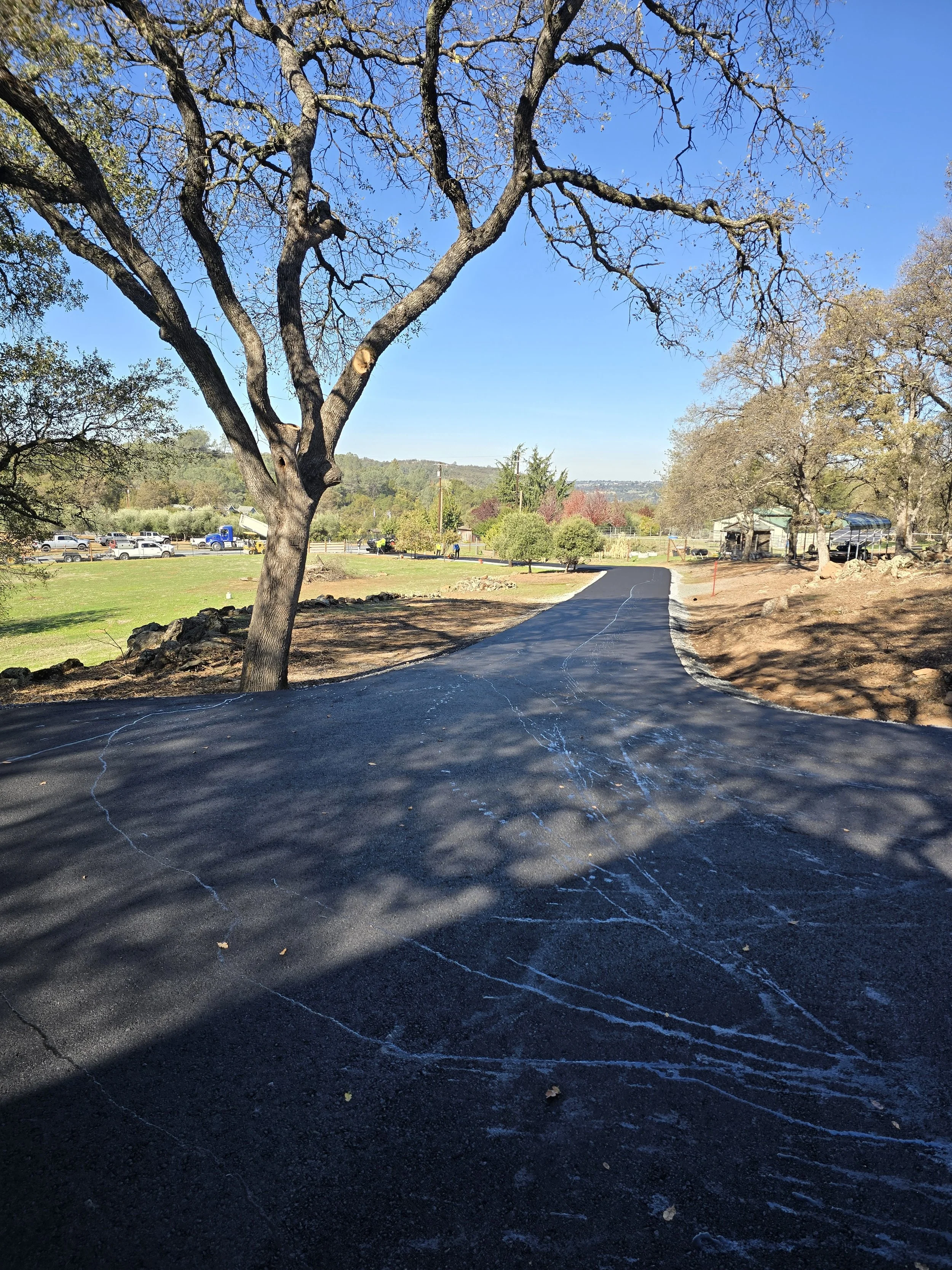 Allstate-Paving-Pilot-Hill-New-Asphalt-Construction-Driveway-Road-Connection