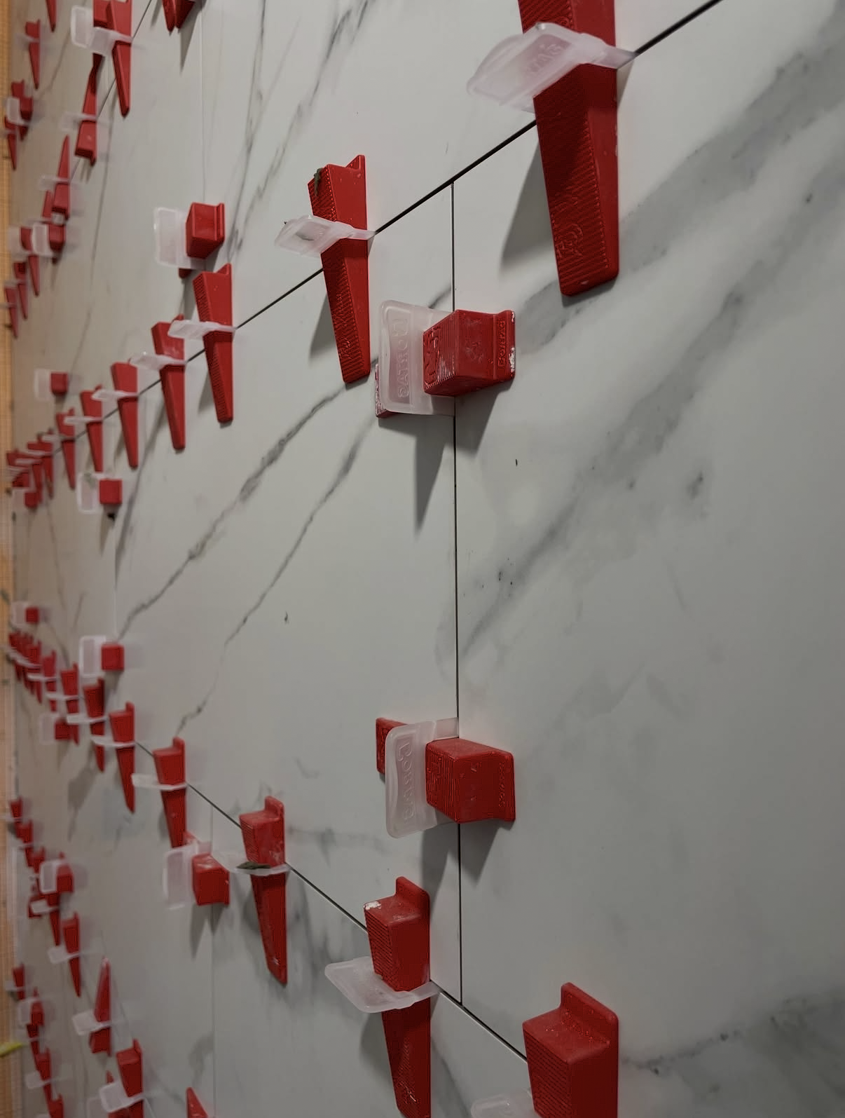 Tile Leveling Clips: How They Work and Why They Matter for a Professional Tile Installation