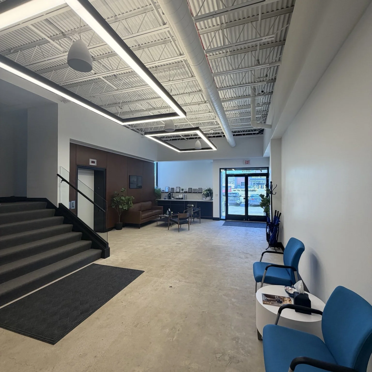 photo shows the main entrance of somich & associates looking towards the front door