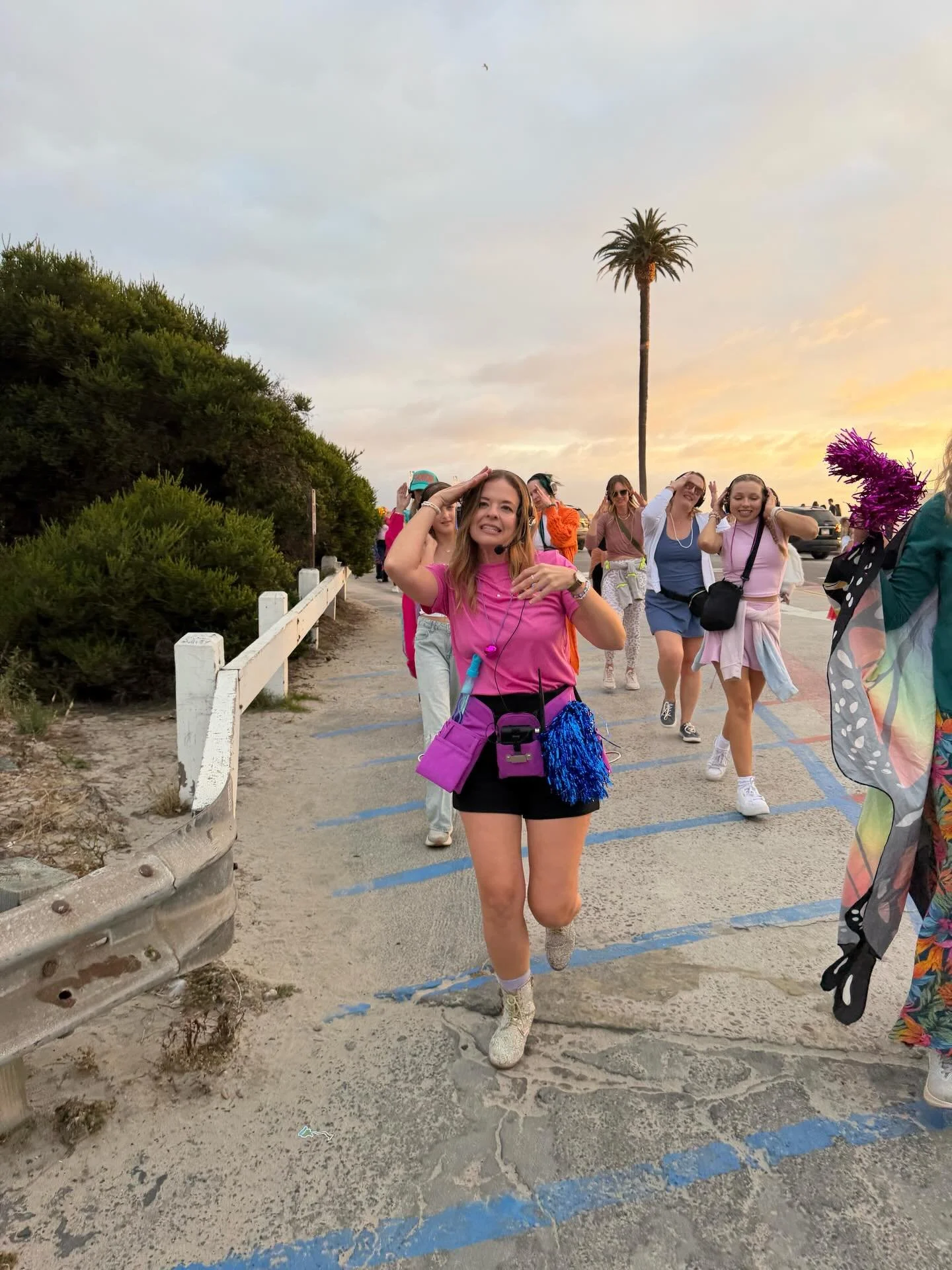 Twenty two of us (yes, 22 🎩) lived out our showgirl (and guy) dreams on Friday night! It&rsquo;s so brave to put on those headsets and follow me into the streets, so cheers to all you brave Swifties for the dancing, the singing, and the pure joy. We