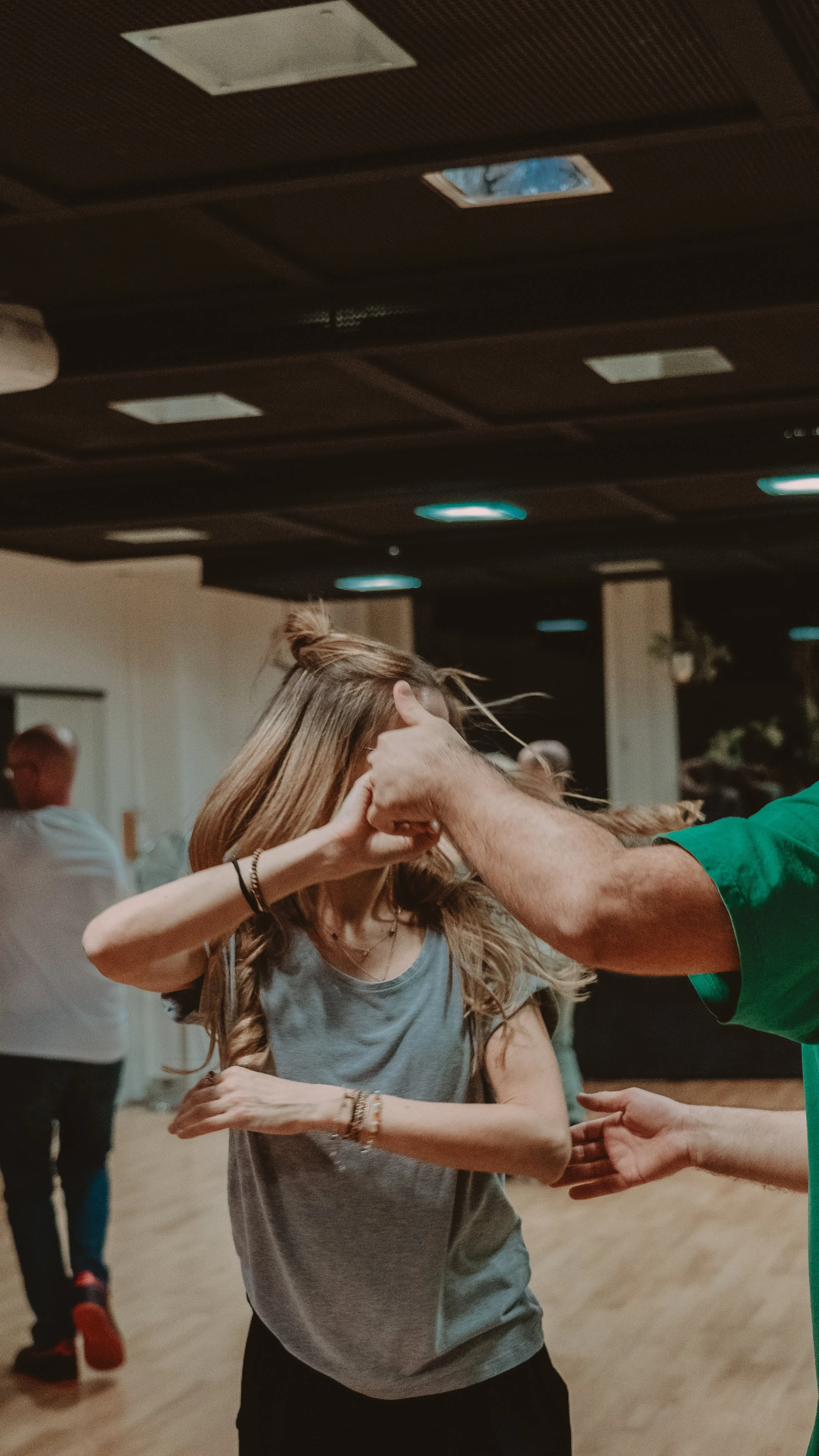 Bachasuave Dance School in Zurich - Dance moments Friday class