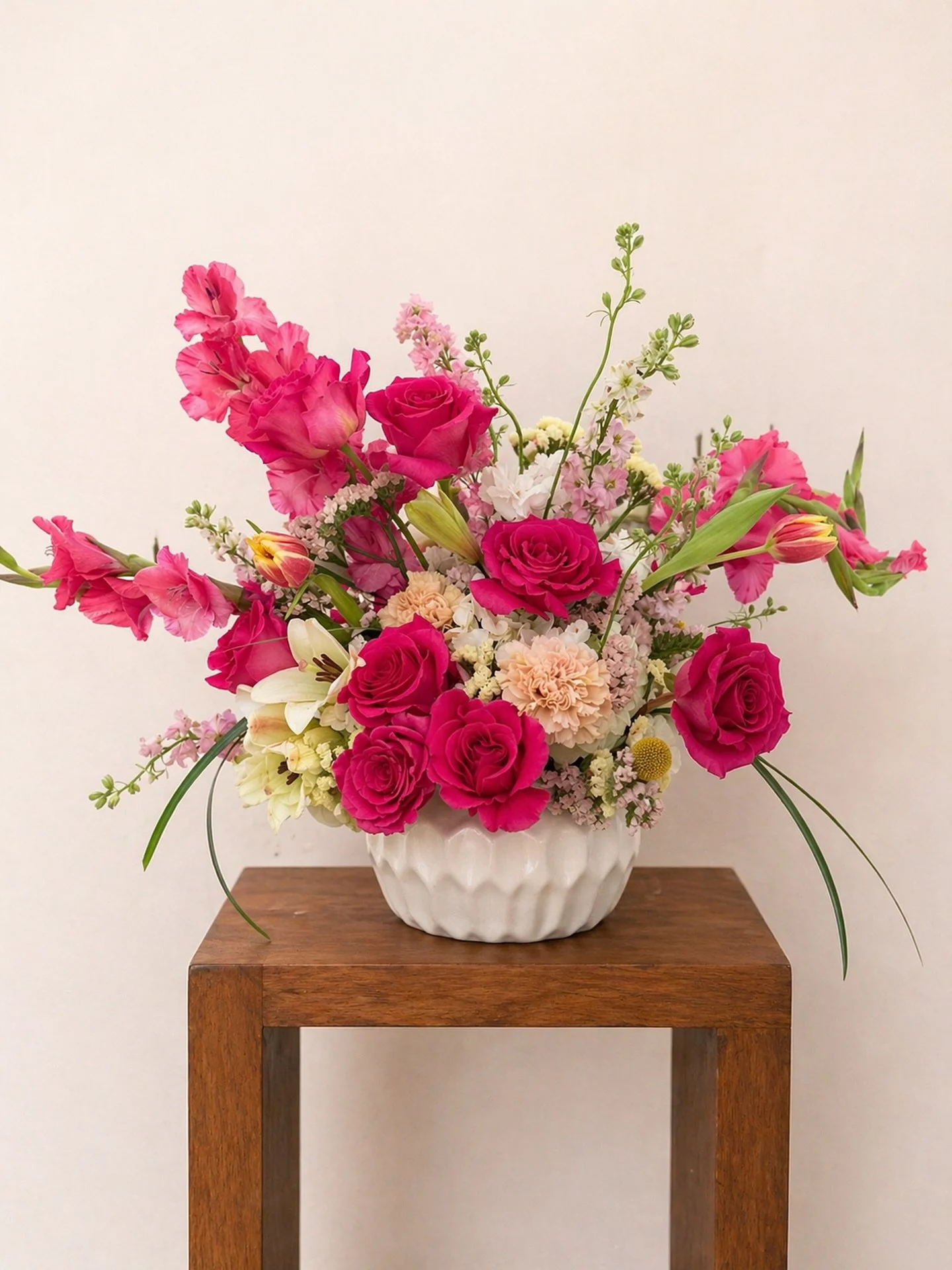 Someone gets to look at this organized chaos beaut all weekend 💗💛💚