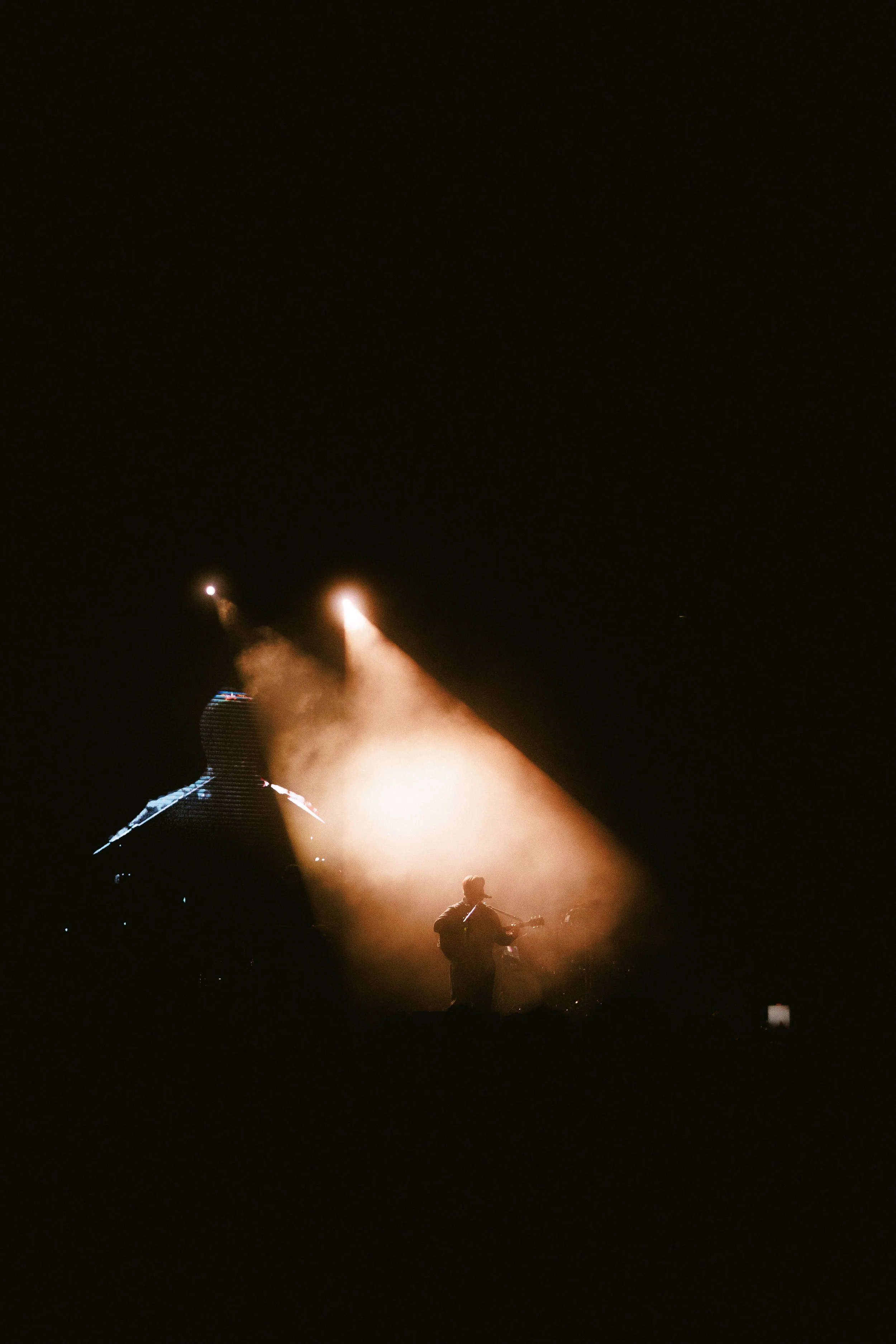 kevin-kaarl-creative-concert-photography-by-summer-schantz (4).jpg