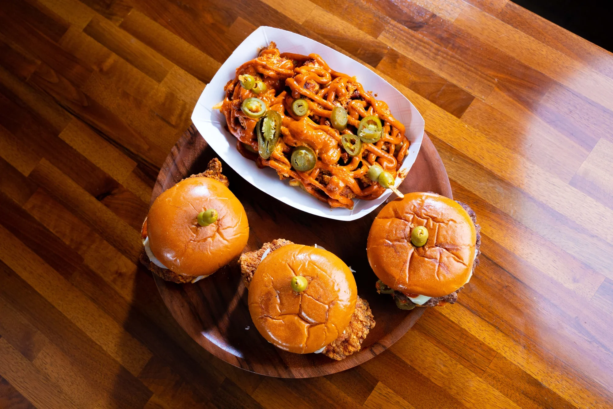 Cousin's New Burger + Chicken-06764-WEBREADY.webp